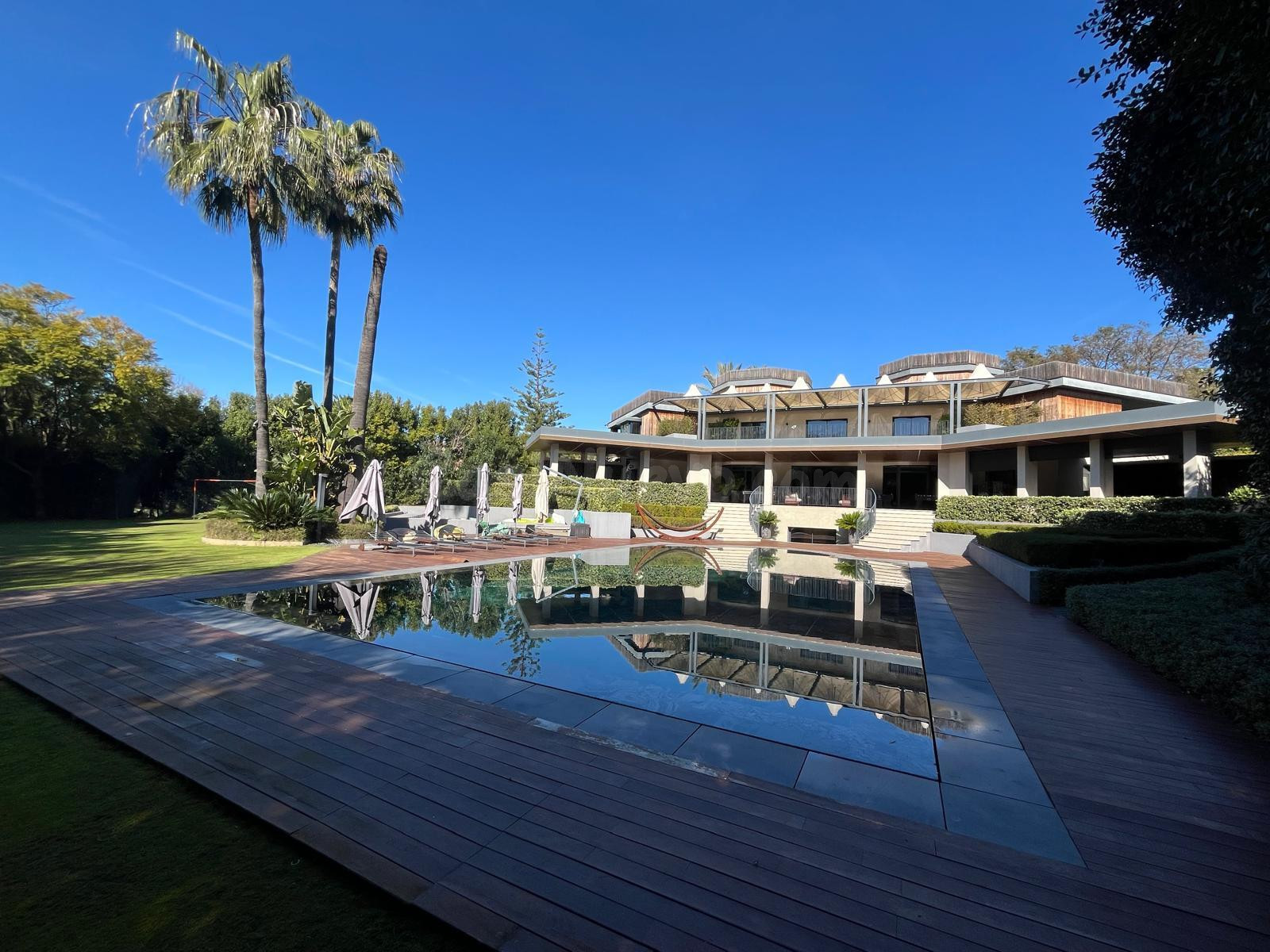 Villa de Lujo Contemporánea en Guadalmina Baja, Marbella – C - foto 3
