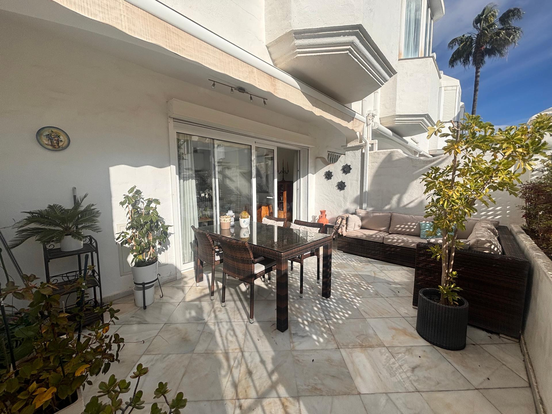 Exclusiva vivienda adosada ubicada in Arco Iris, Milla de Or - foto 3