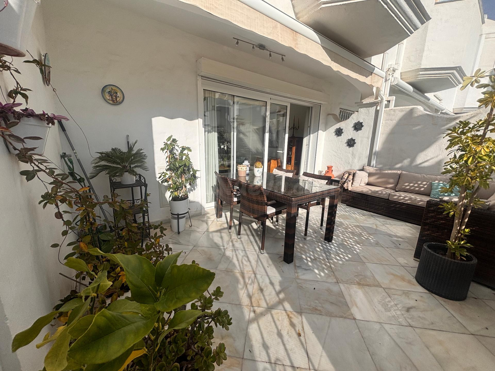 Exclusiva vivienda adosada ubicada in Arco Iris, Milla de Or - foto 4