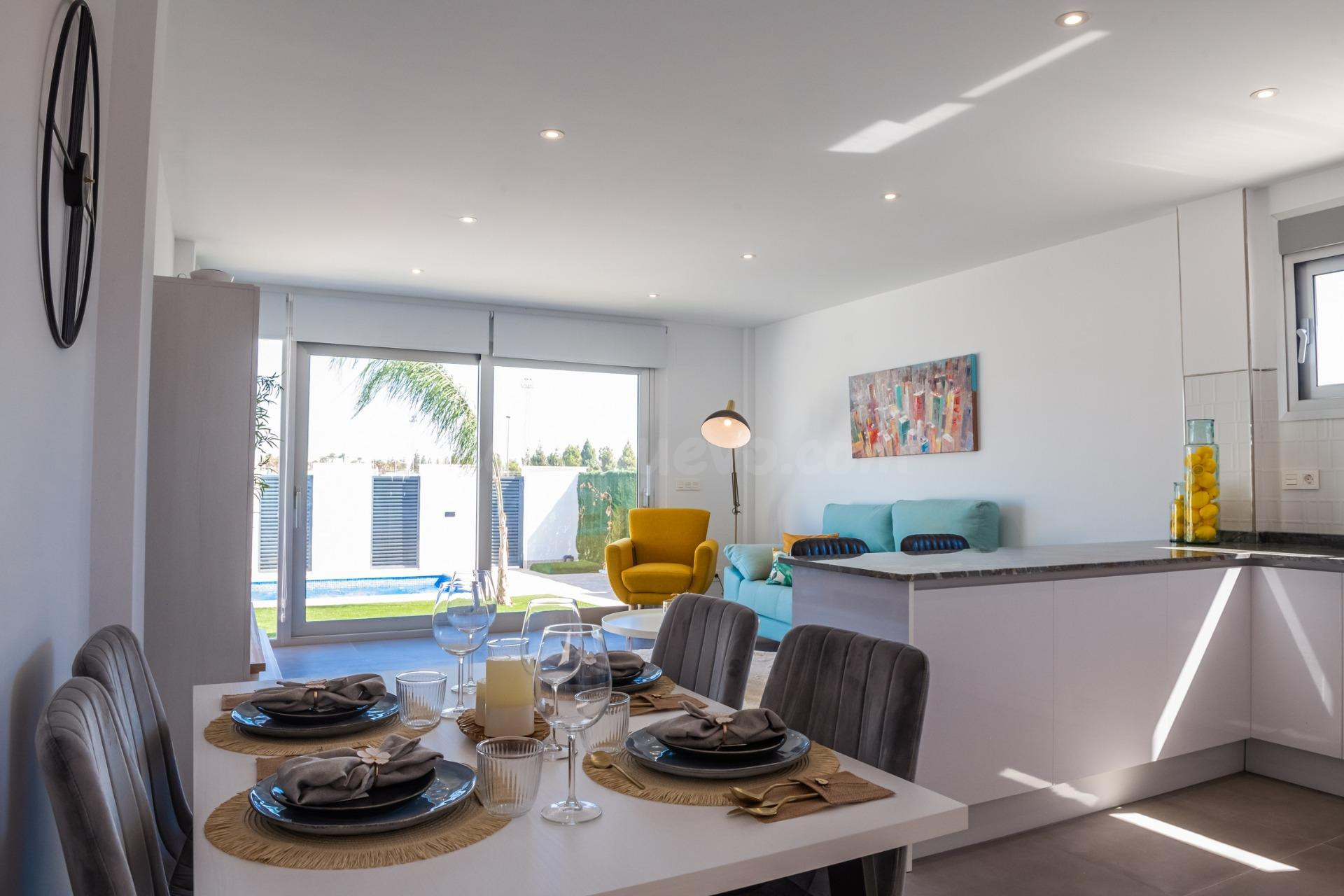 VILLAS DE OBRA NUEVA EN LOS ALCAZARES