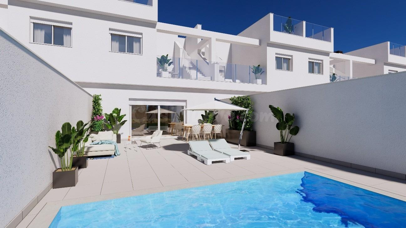 Viviendas adosadas de nueva construcción en primera línea de - foto 3