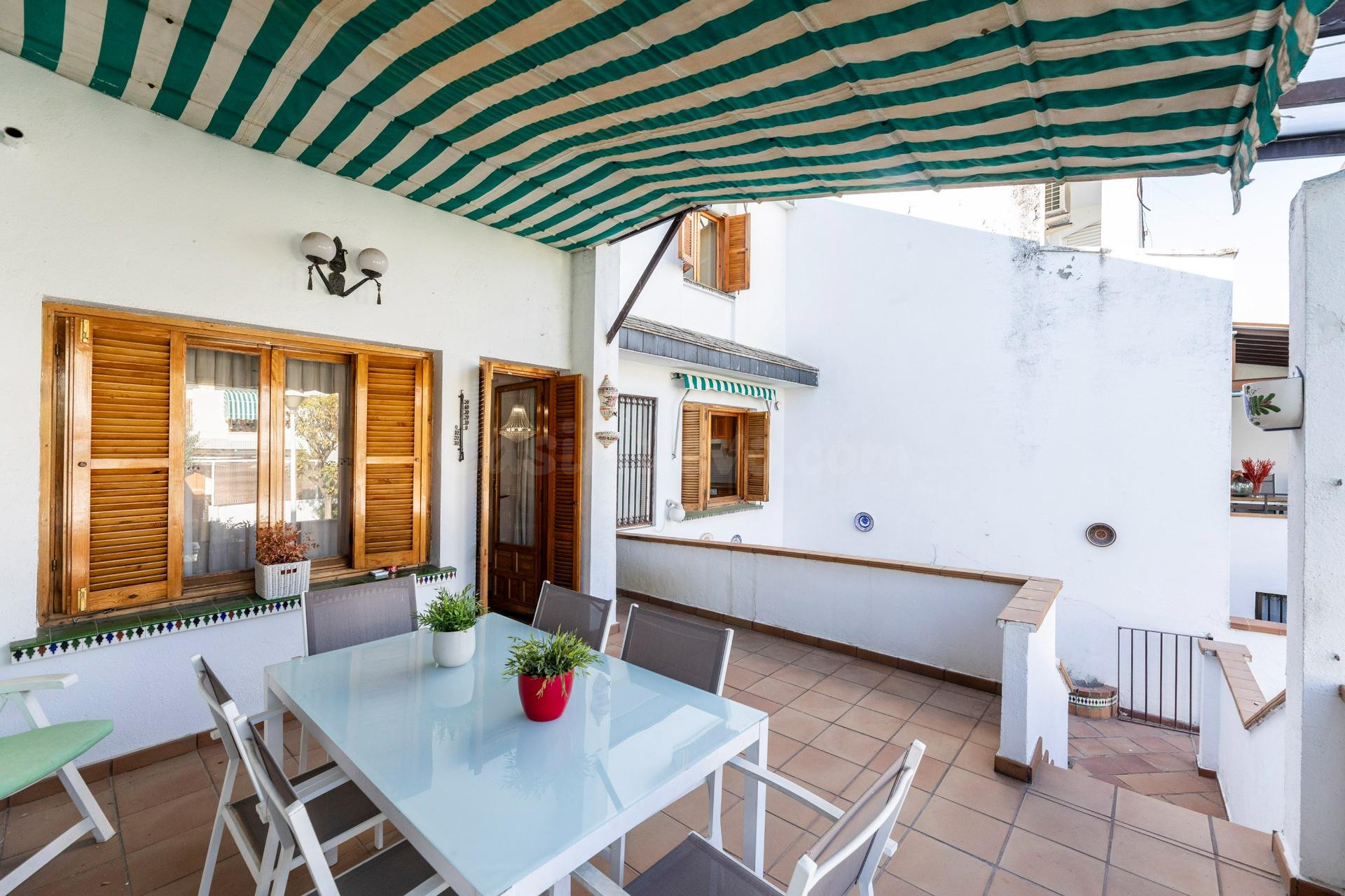 Adosado 4 habitaciones 202m² en venta - Zona Avenida Europa - foto 3