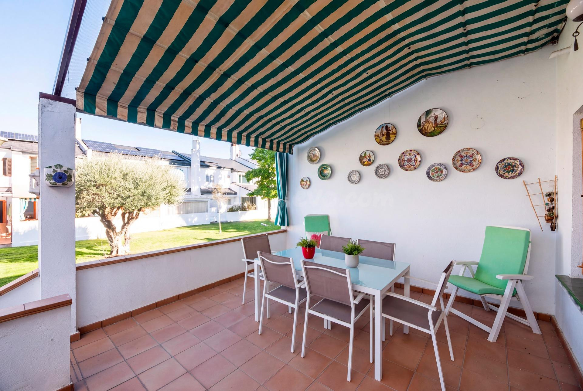 Adosado 4 habitaciones 202m² en venta - Zona Avenida Europa - foto 4