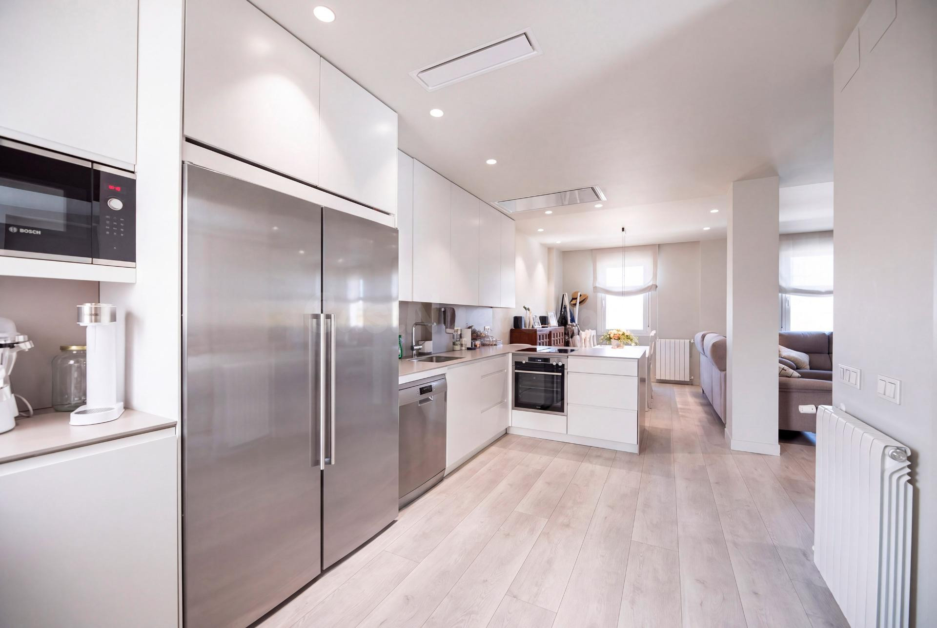 Amplio y Luminoso Piso Reformado calle Narvaez, - €1.320.000 - foto 3