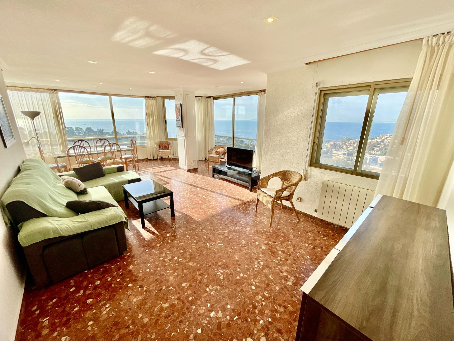 Piso 4 habitaciones 130m² en venta - Cabo de las Huertas - foto 2