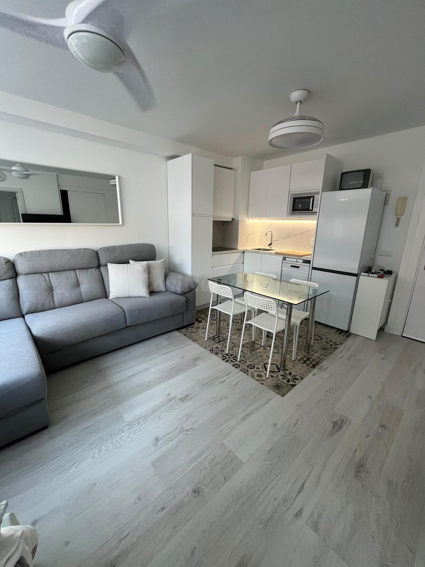 ESTUDIO LUMINOSO CON VISTAS — TORREMOLINOS Alquiler de tempo - foto 2