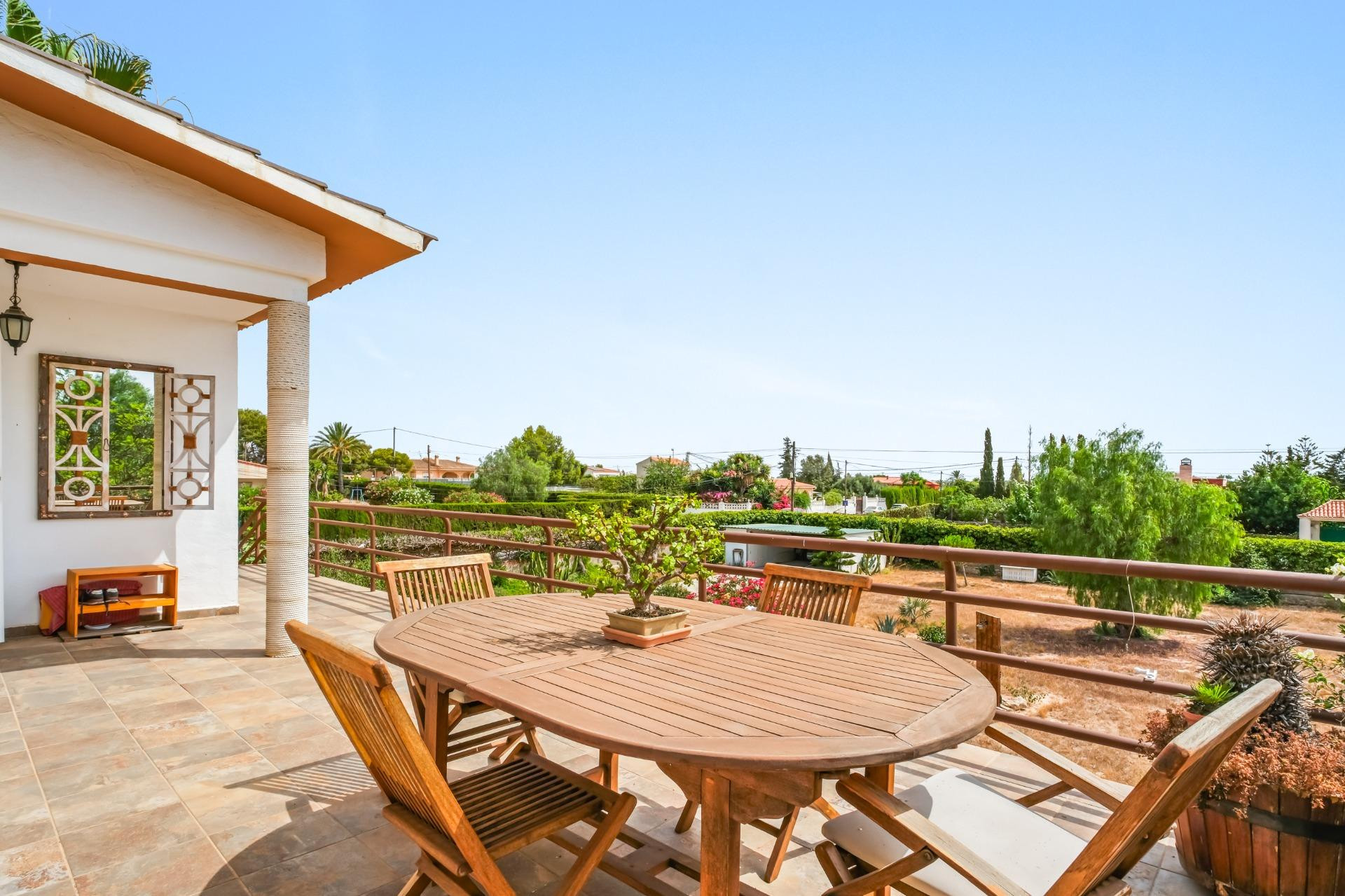 Villa con piscina climatizada y 2.000 m2 de parcela en Los L - foto 4