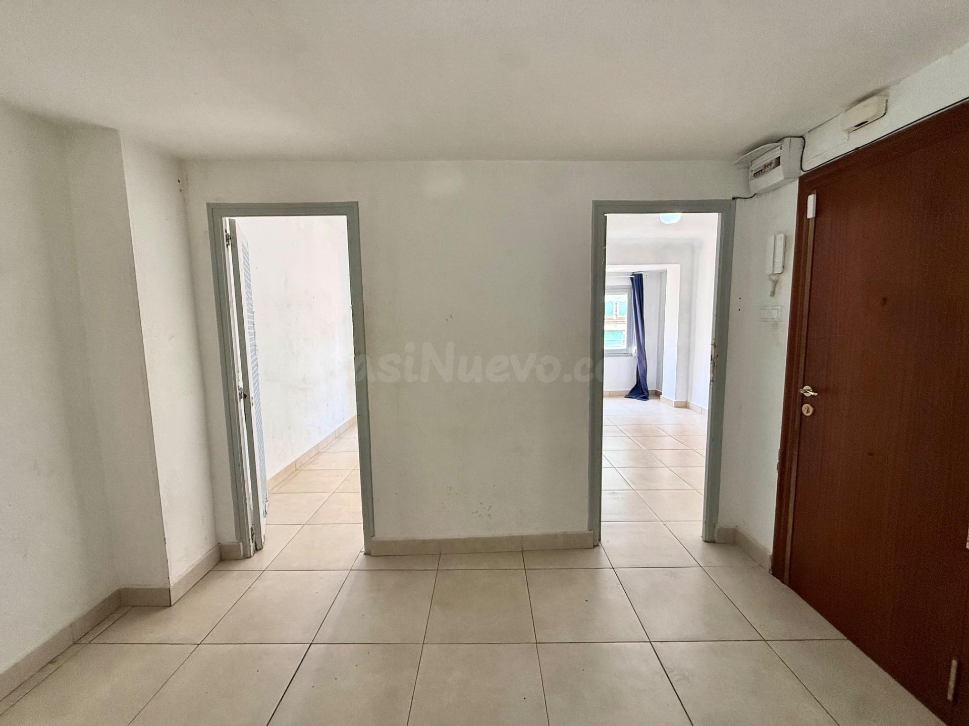 Piso Semirreformado en Campoamor - foto 3