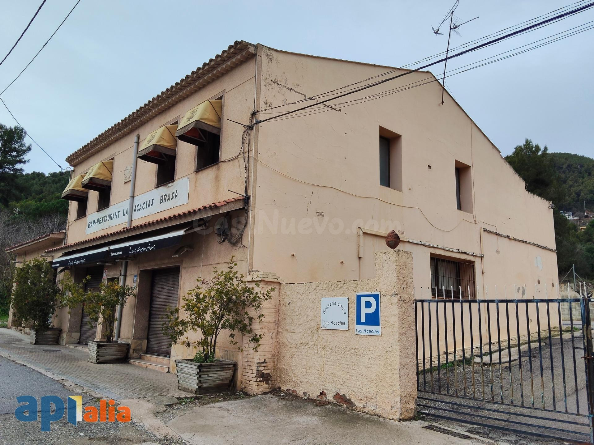 Masía para reformar en Vallirana - Oportunidad de Inversión - foto 2