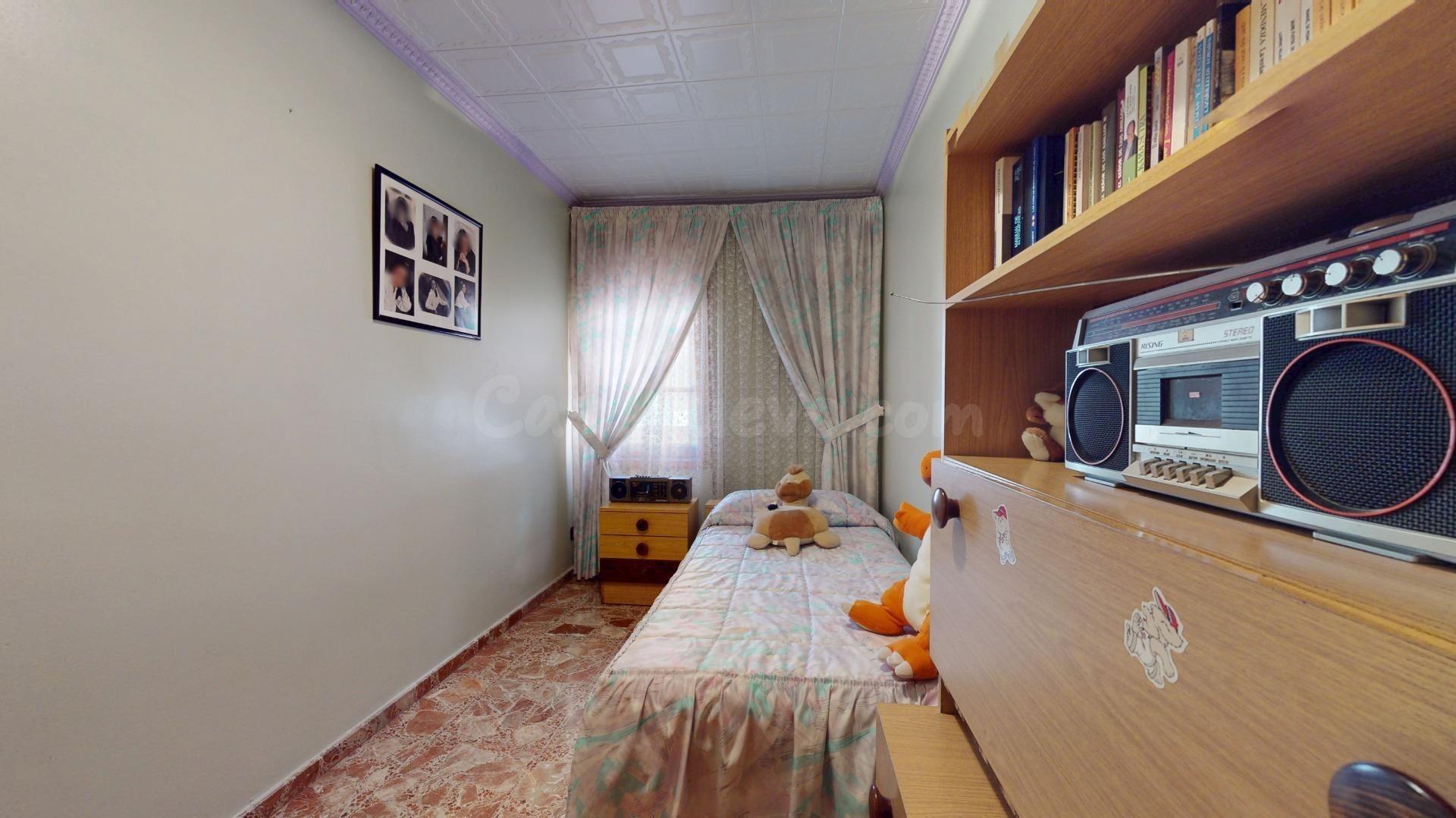 Exclusiva vivienda de unifamiliar de 248m2 en Zona Alta de V - foto 5