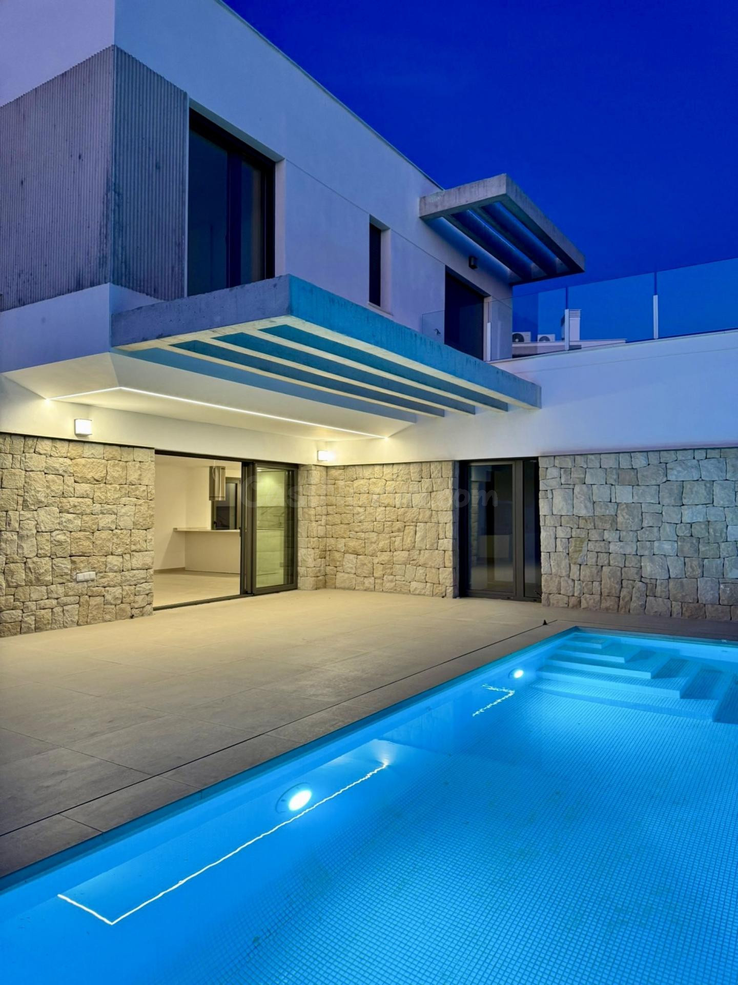 Villa 4 habitaciones 244m² en venta - Golf Bahía - foto 4