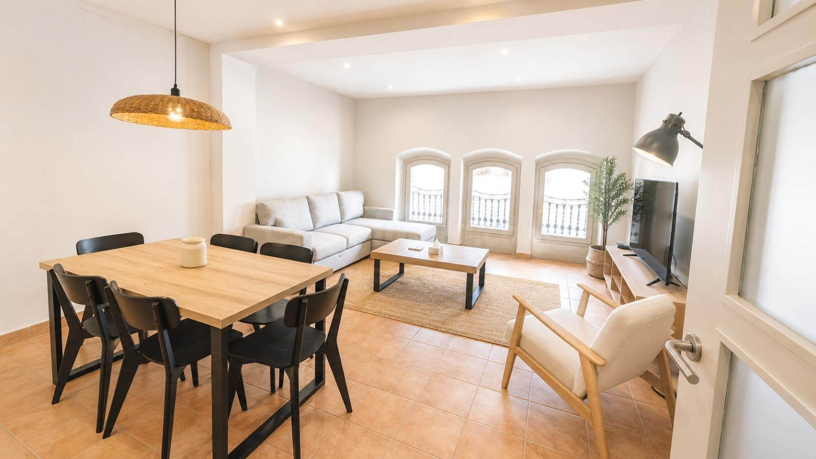 Exclusivo apartamento de lujo en primera línea de mar en Tos - foto 3