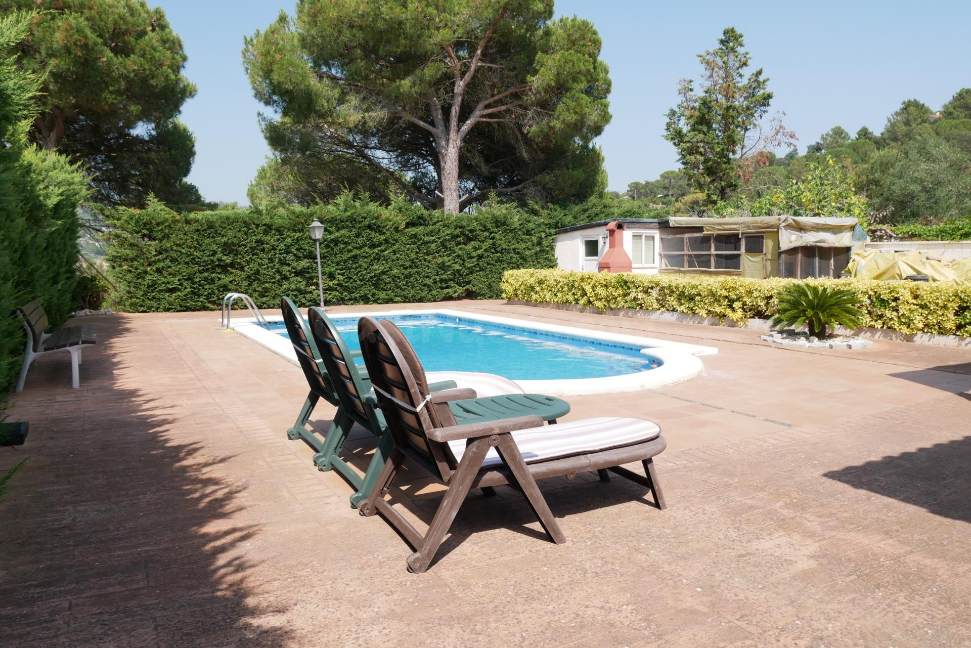 Encantadora casa con Piscina en Lloret Residencial por 299.0 - foto 4