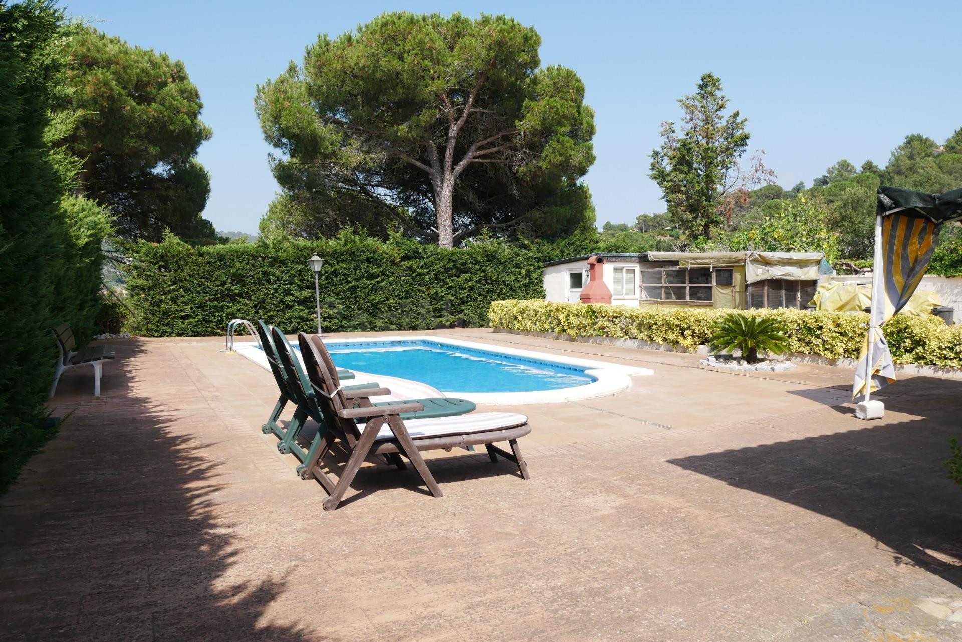 Encantadora casa con Piscina en Lloret Residencial por 299.0 - foto 5