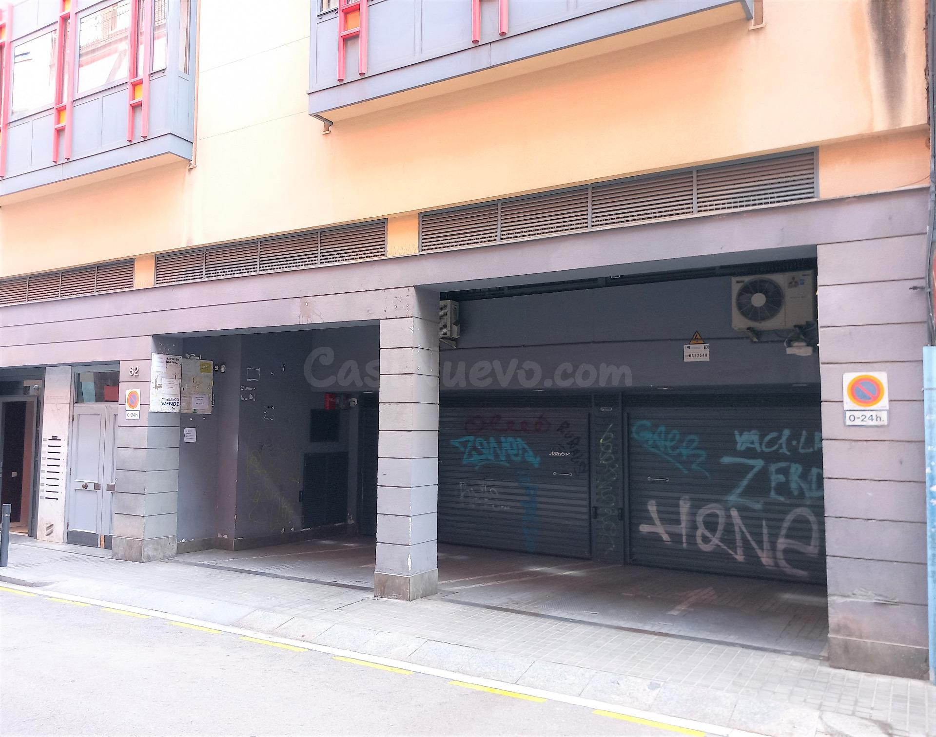 PARKING DOBLE EN SANTS