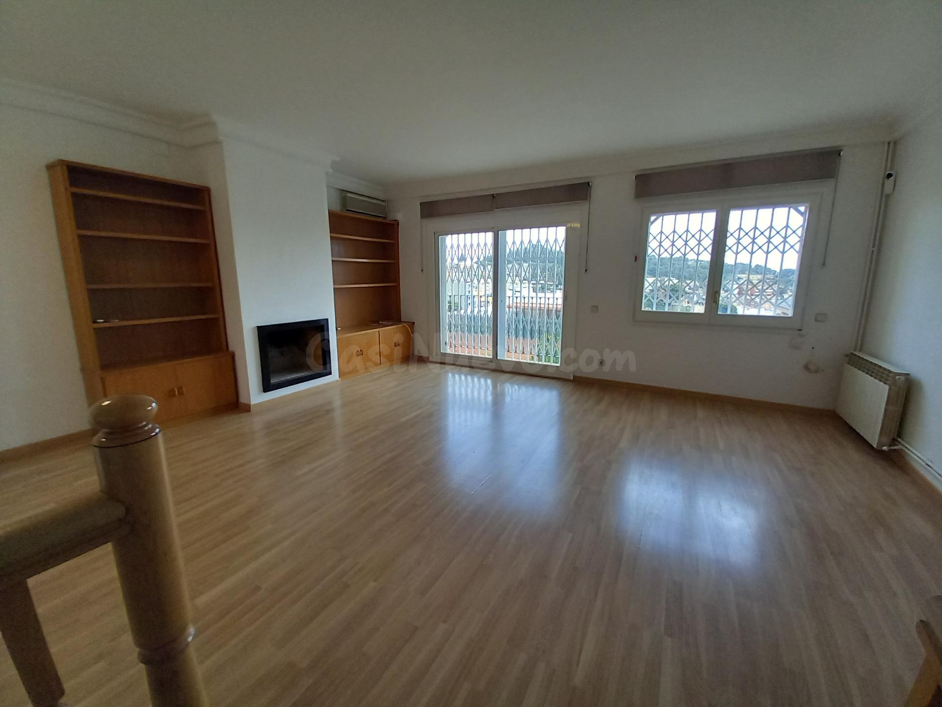 CASA CON TERRAZA DE 60m2 Y PATIO - foto 2