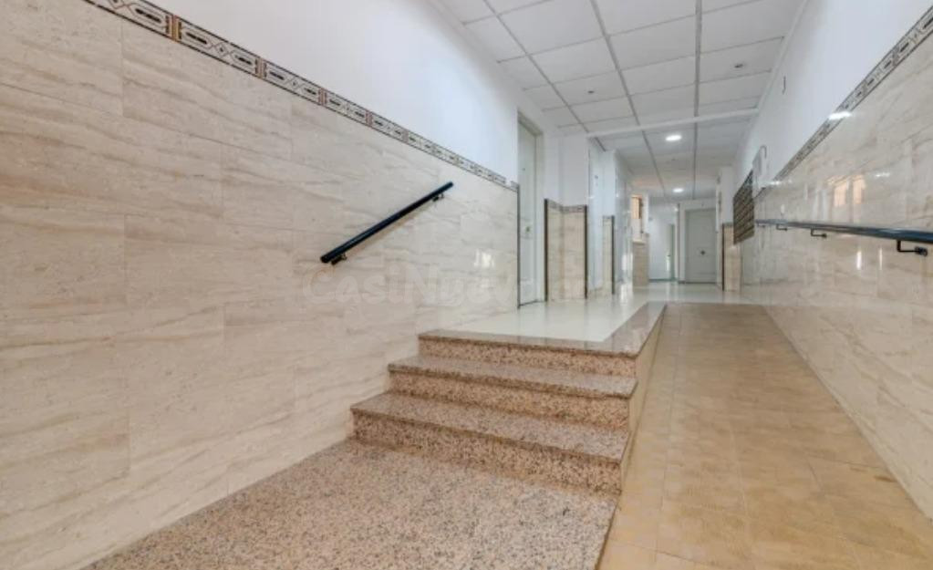 APARTAMENTO EN TORREVIEJA DE 2 DORMITORIOS 2 BAÑOS (PLAYA DE - foto 4