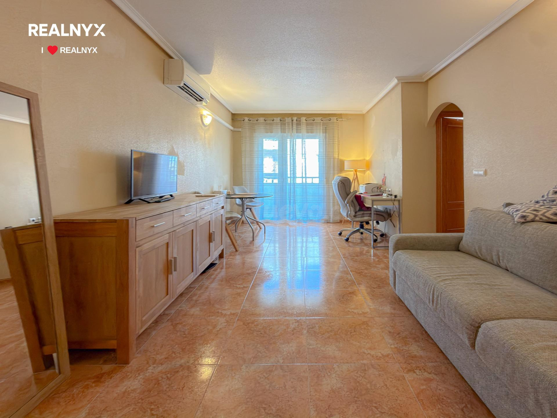 Centro de Torrevieja! Magnifico apartamento (Año 2003) con t - foto 5