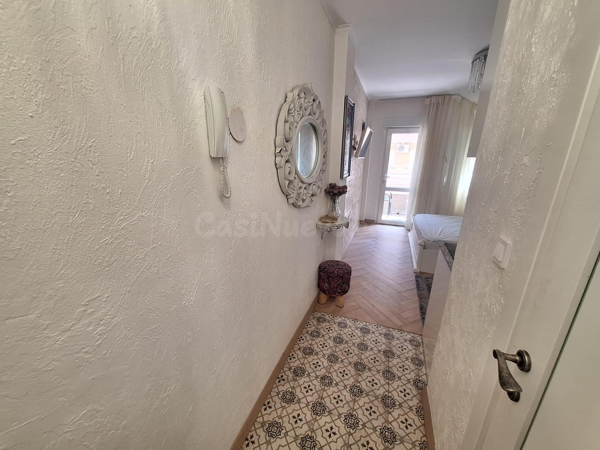 Estudio totalmente reformado a escasos metros de la playa De - foto 3