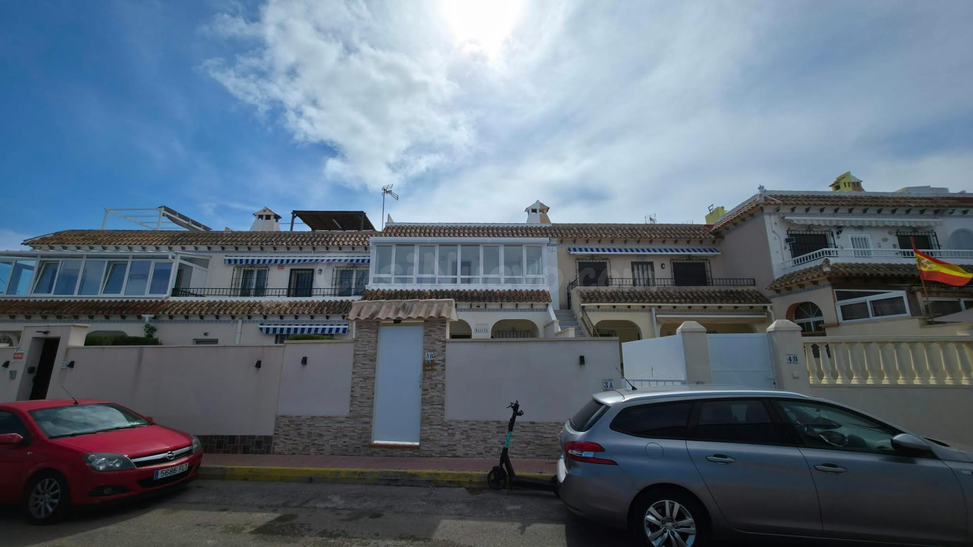 Encantador Bungalow Totalmente Reformado Con Vistas Al Mar ! - foto 5