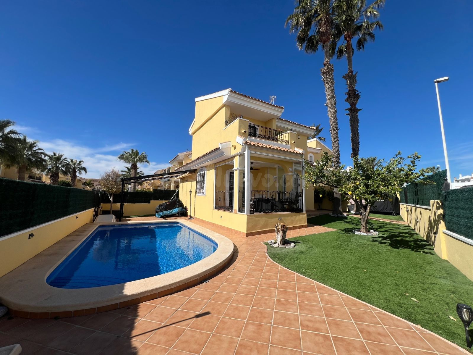 Villa 3 habitaciones 142m² en venta - Lomas de Cabo Roig-Los Dolses