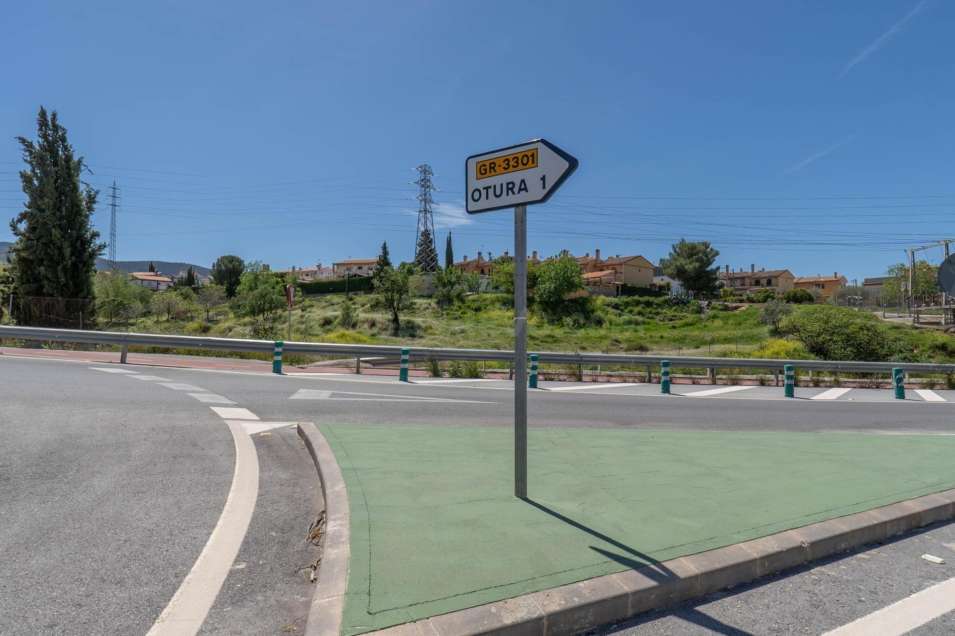 Magnífico solar de 1.002 m2 destinado a chalets individuales - foto 4