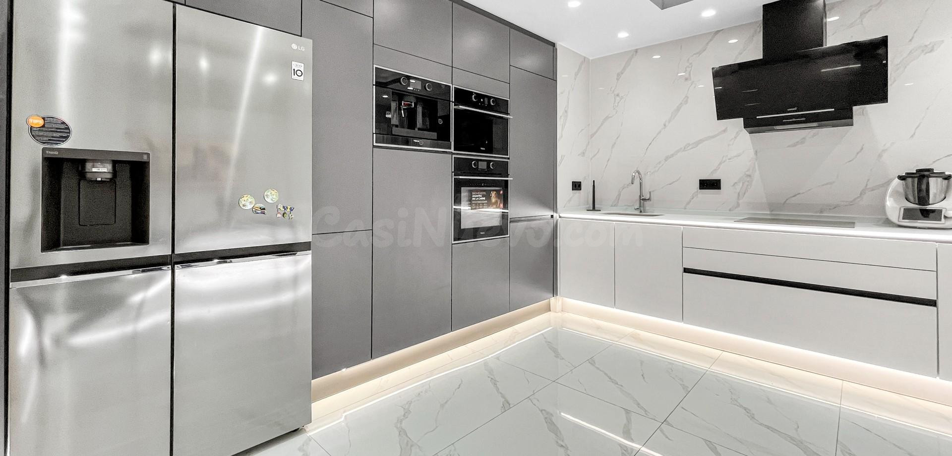 Apartamento 3 habitaciones 108m² en venta - Centro - foto 4