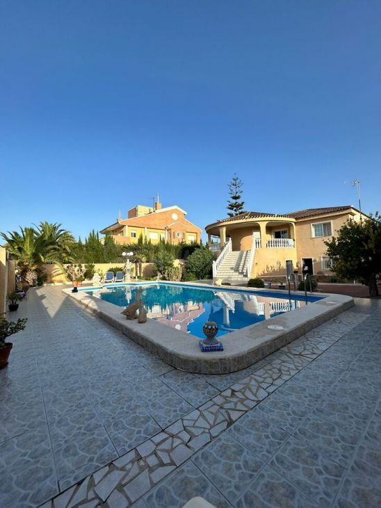 Villa 3 habitaciones 292m² en venta - Centro