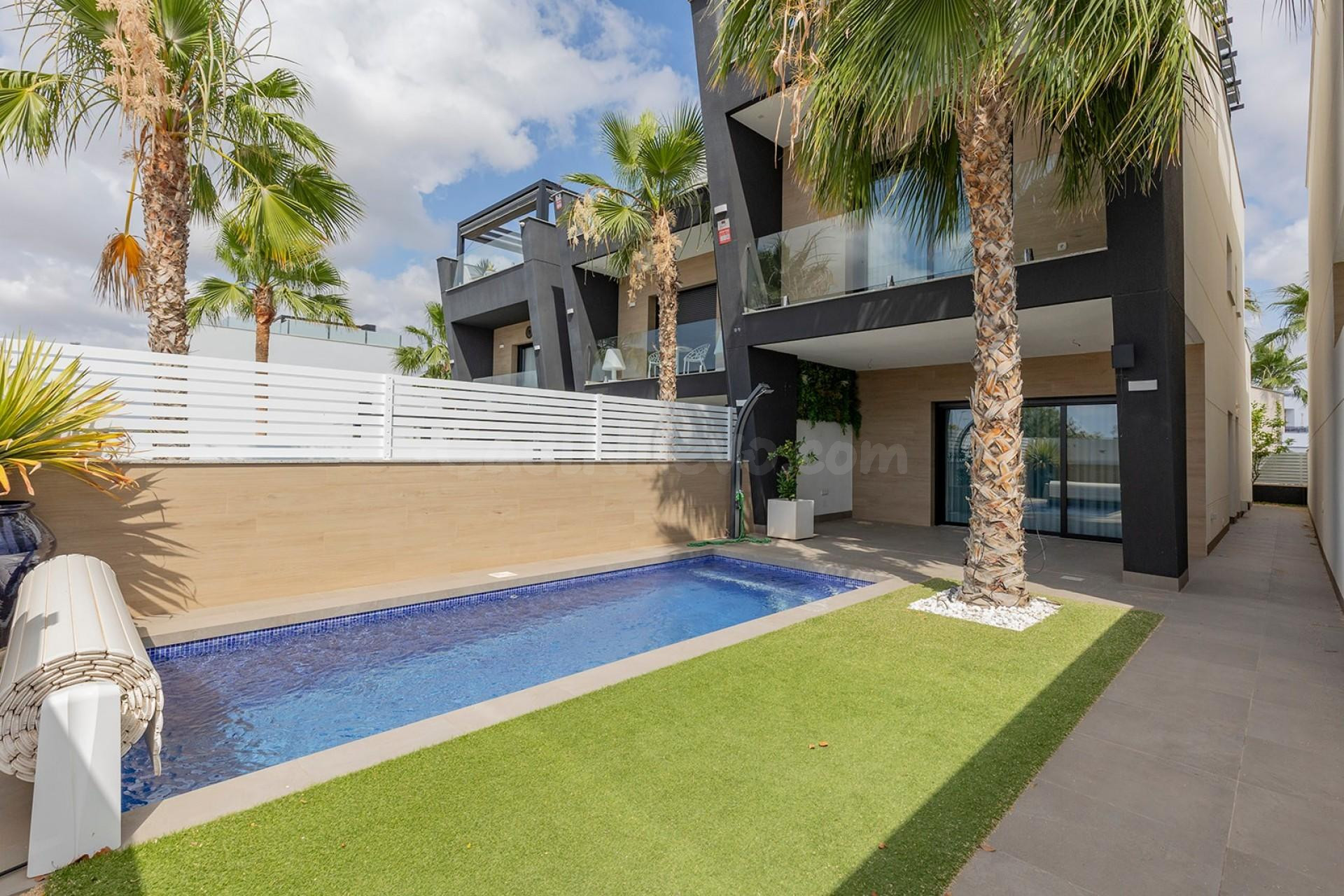 Villa 3 habitaciones 144m² en venta - Pueblo 4