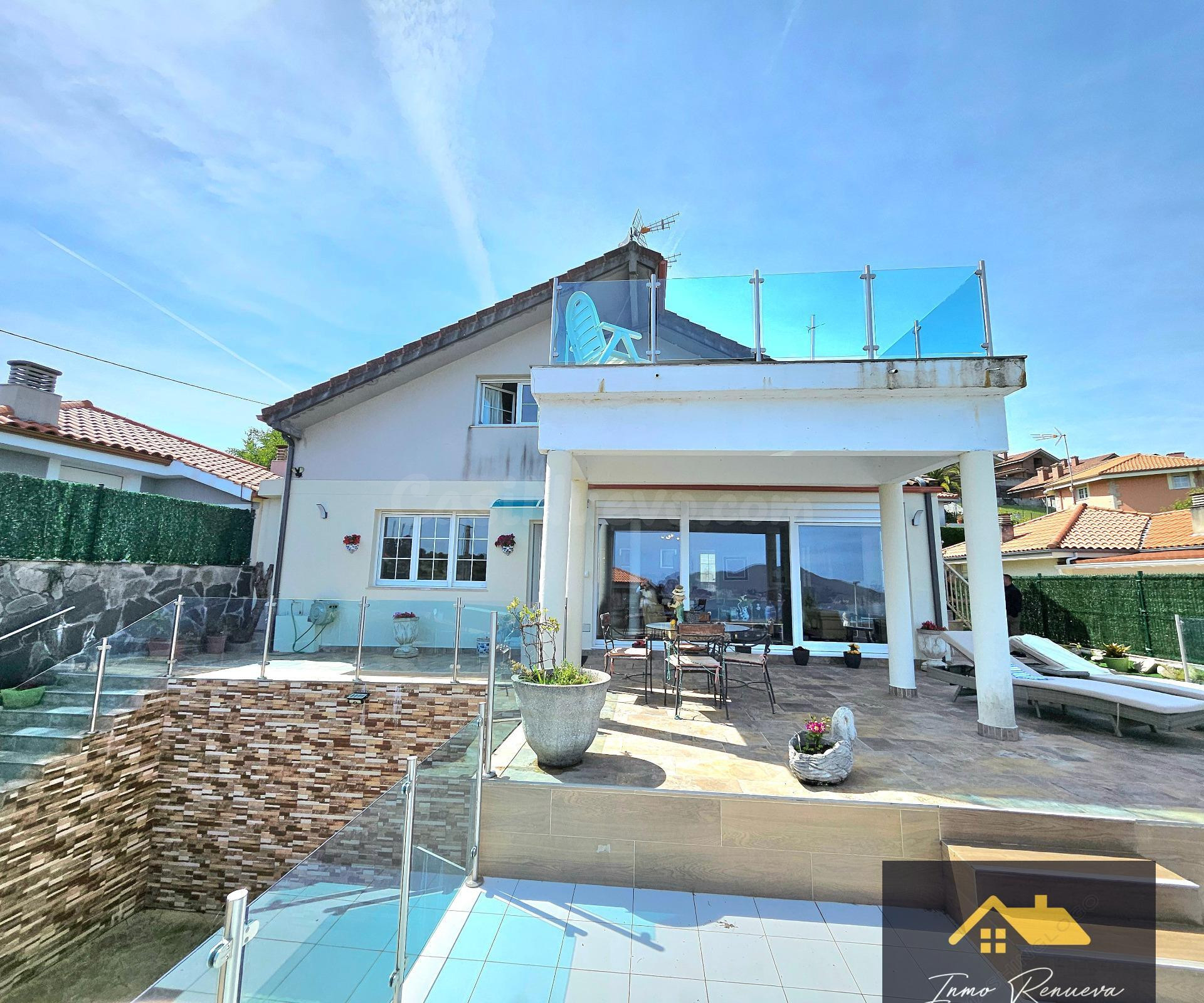 Se vende Chalet Independiente con vistas espectaculares a la - foto 2