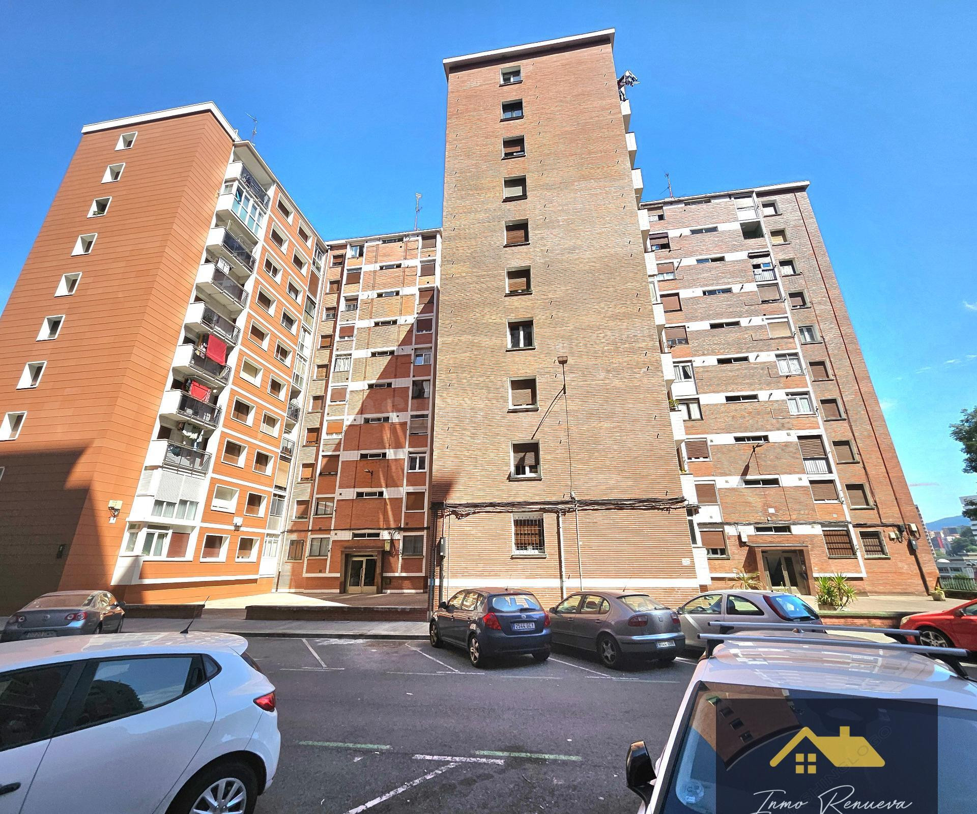 Se vende Piso Reformado a estrenar en Barrio Azurleku, Santutxu, Bilbao