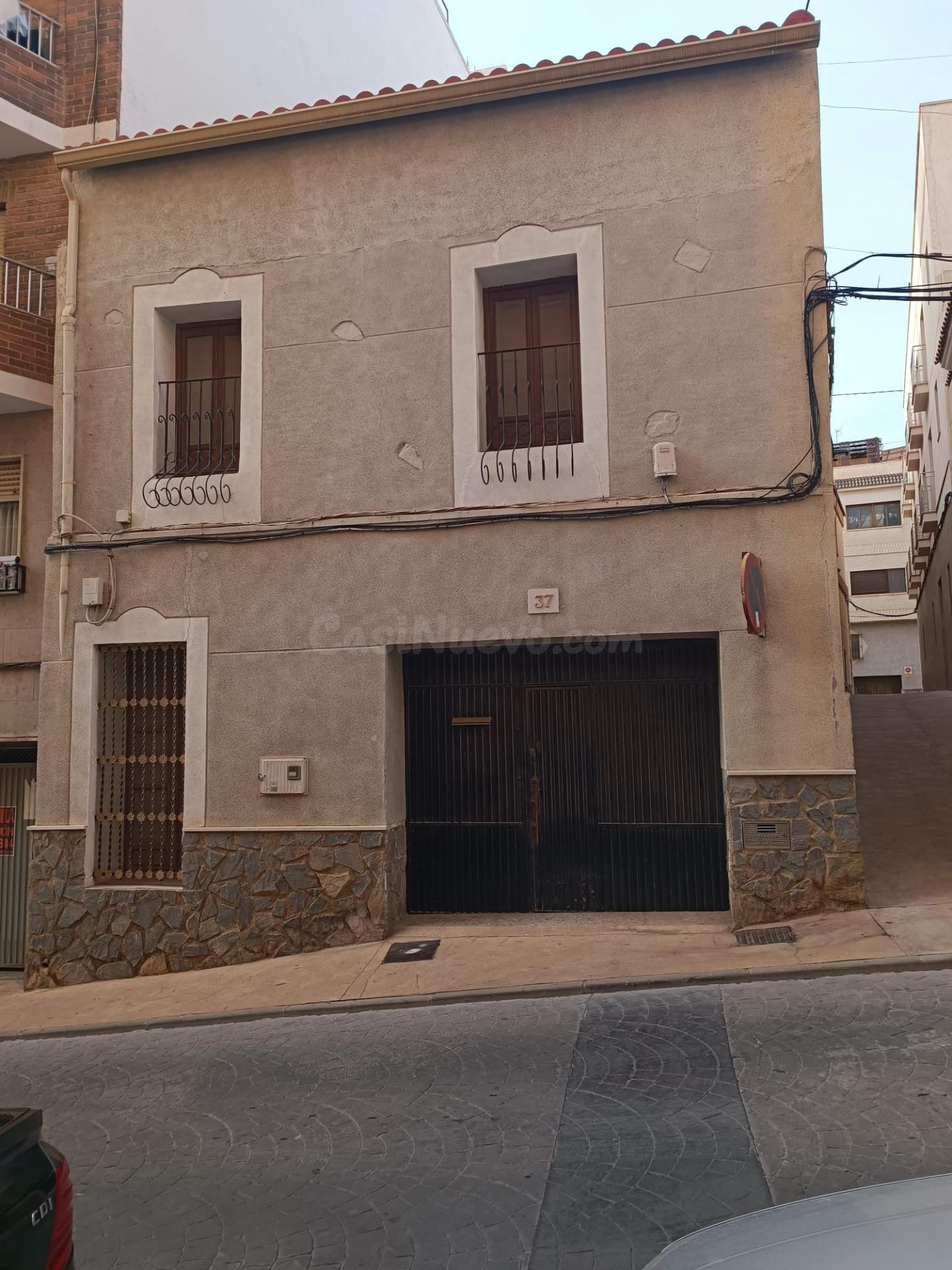 VIVIENDA UNIFAMILIAR EN EDIFICIO PARTICULAR
