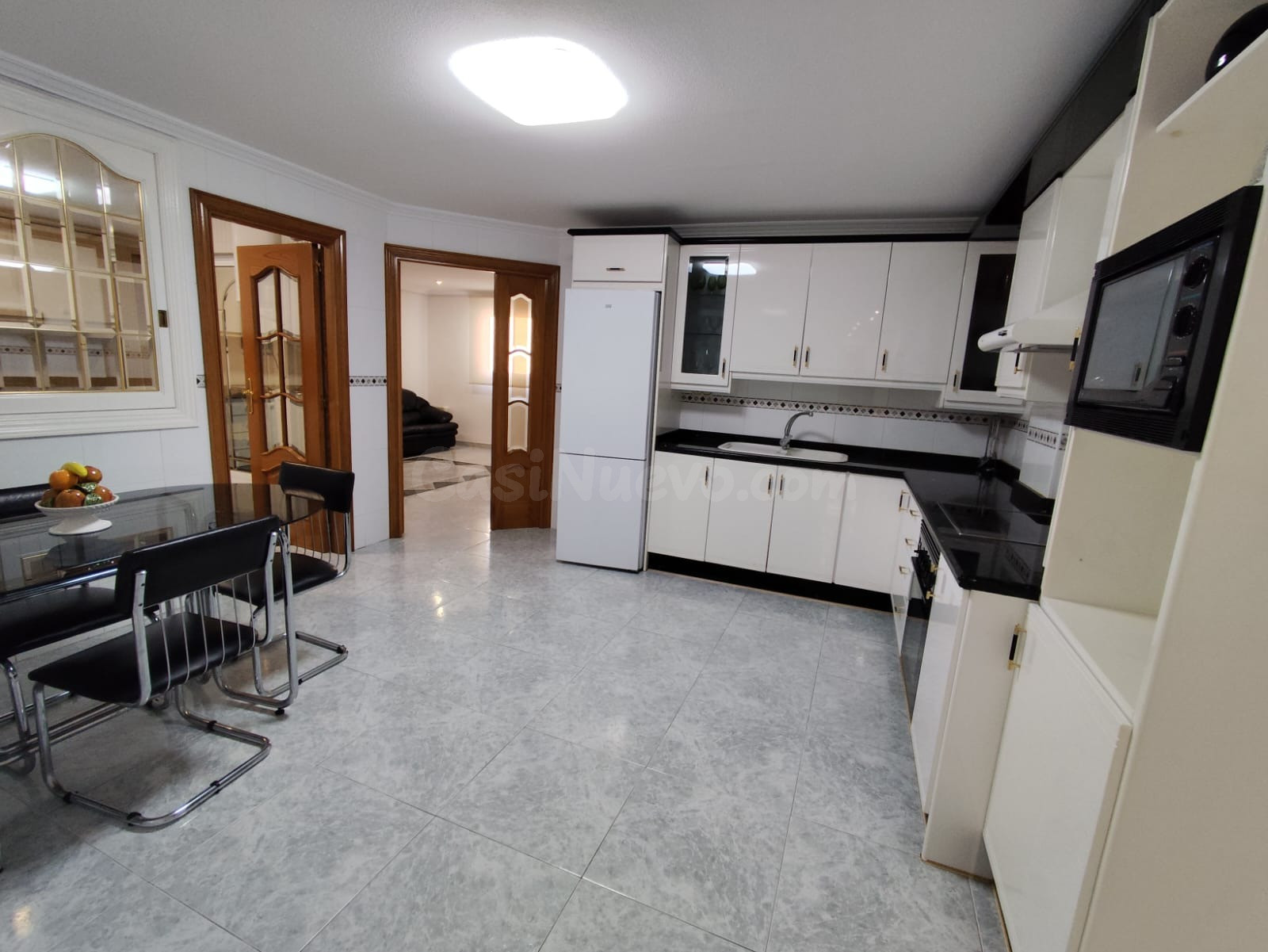 ALQUILER DE PISO AMUEBLADO - foto 2