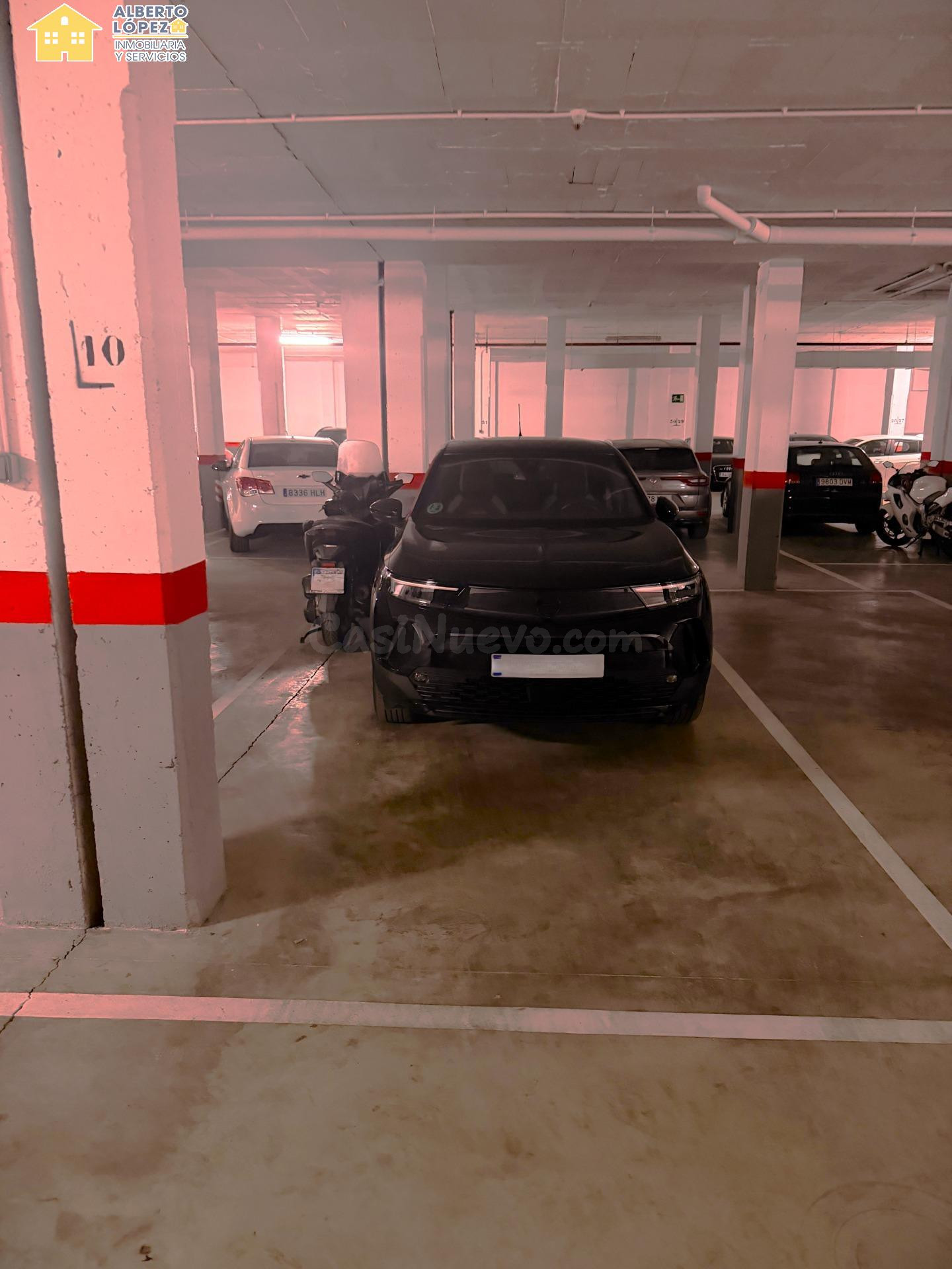 Plaza de garaje amplia en venta en Elche