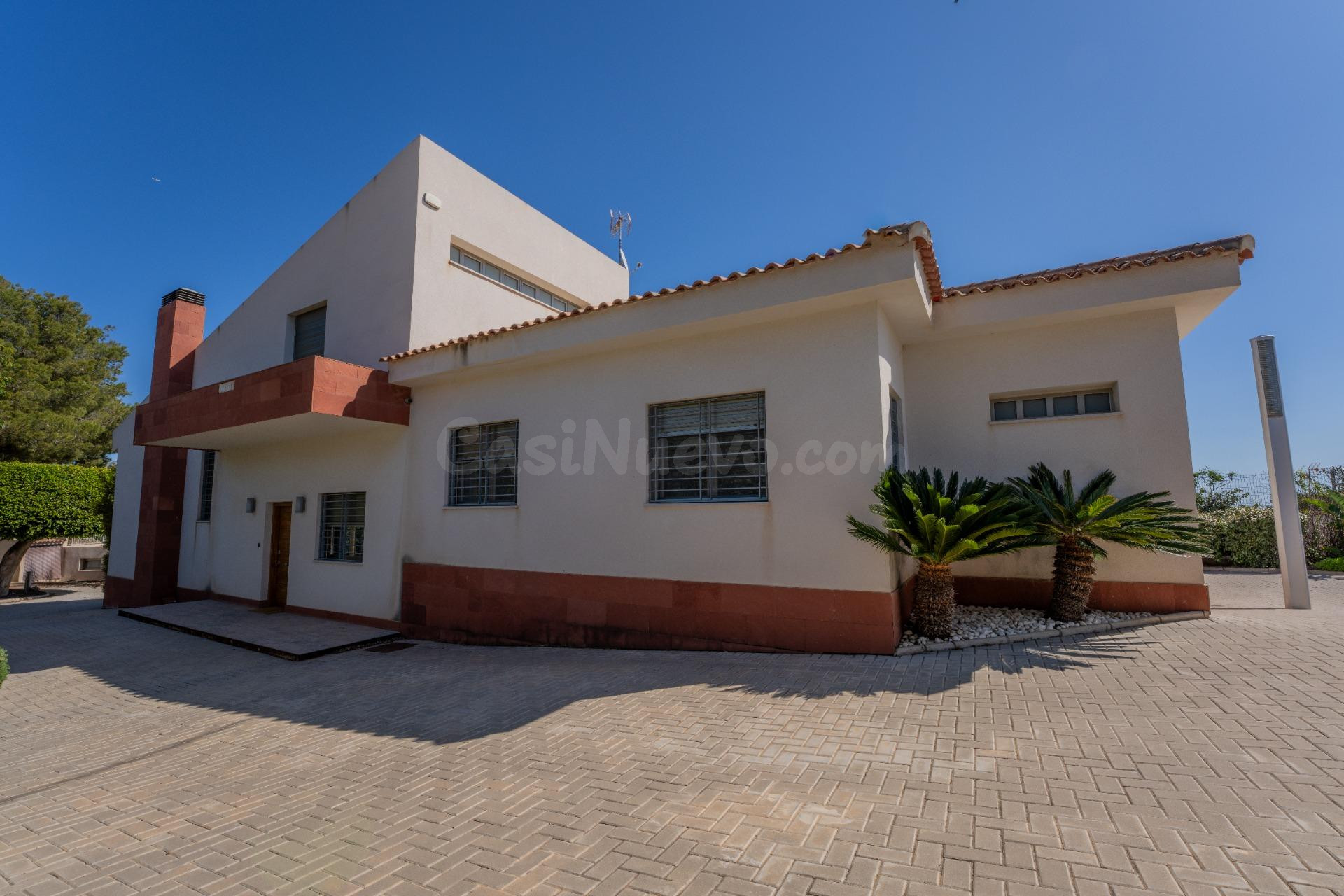 FANTASTICA VILLA DE 500 m2 CONSTRUIDOS PEÑA DE LAS AGUILAS S - foto 4