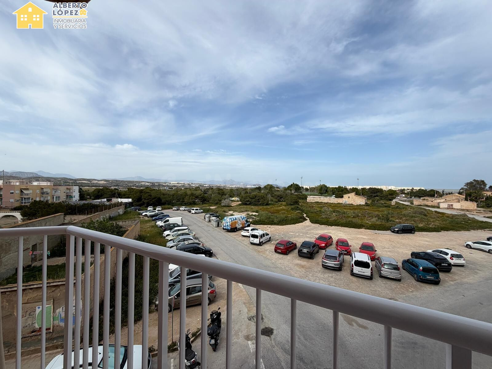 Se alquila magnifica vivienda de Septiembre a Junio en El Al - foto 3