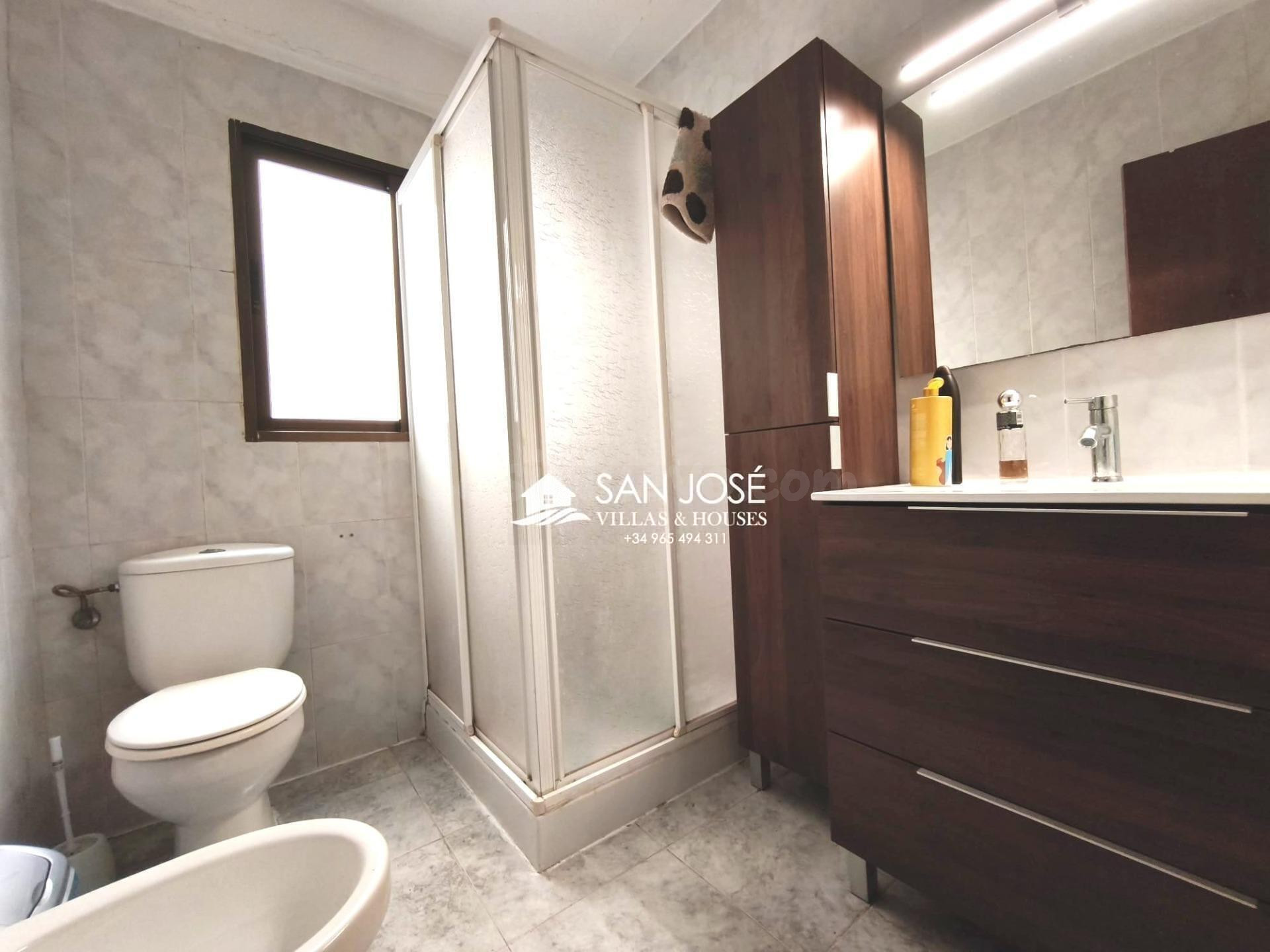 VENTA DE PISO EN ASPE, ZONA LA SERRANICA - foto 4