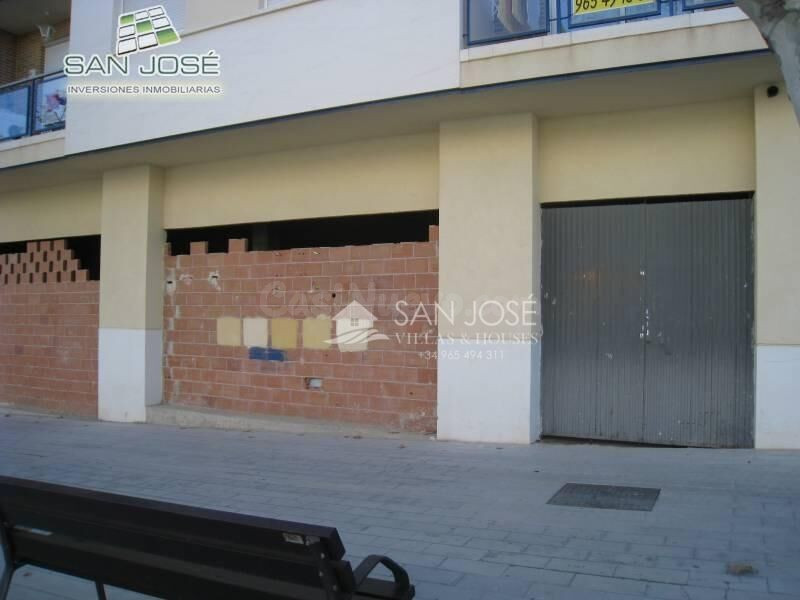 SE VENDE LOCAL COMERCIAL EN ESTADO DE OBRA EN ASPE ZONA DE L