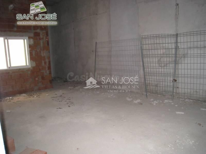 SE VENDE LOCAL COMERCIAL EN ESTADO DE OBRA EN ASPE ZONA DE L - foto 5