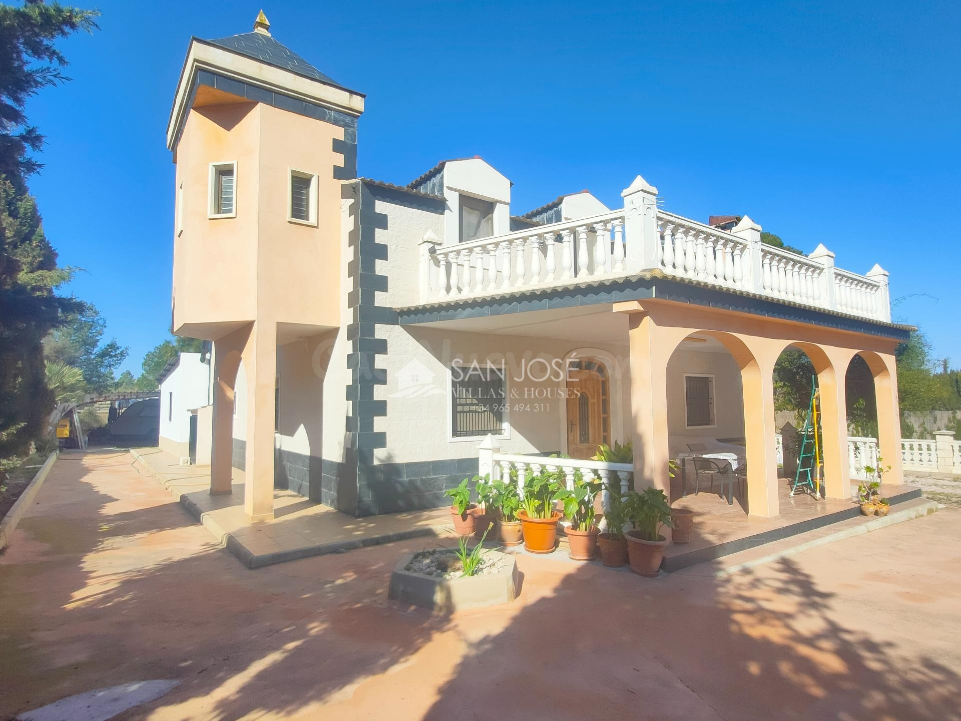 Se Vende Chalet en Hondón de las Nieves - Zona Boquera