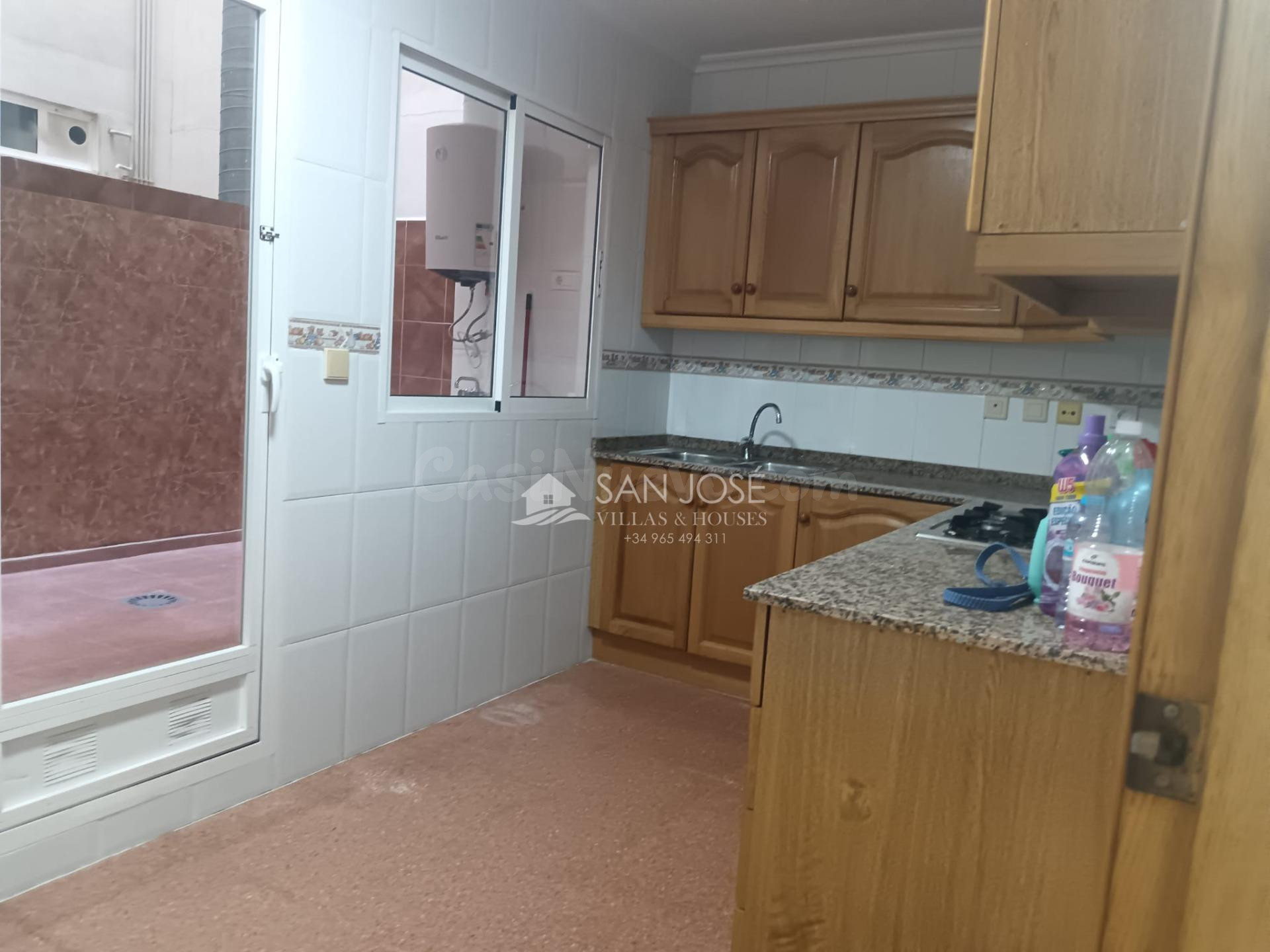 VENTA DE BAJO EN SAN VICENTE DEL RASPEIG, ZONA CENTRO - foto 2