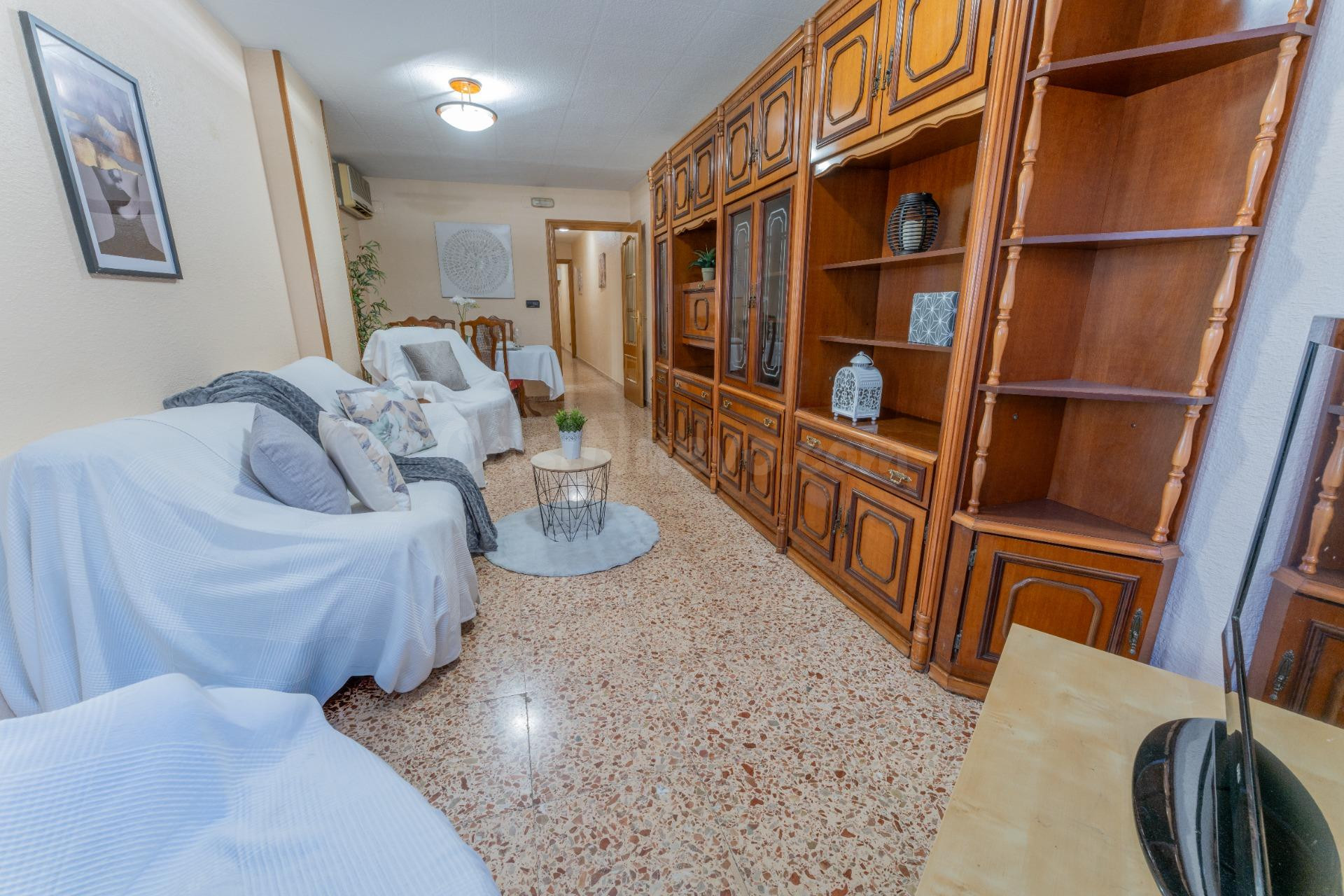 VIVIENDA TODO EXTERIOR DE 3 DORMITORIOS CON GARAJE EN CAROLI - foto 4