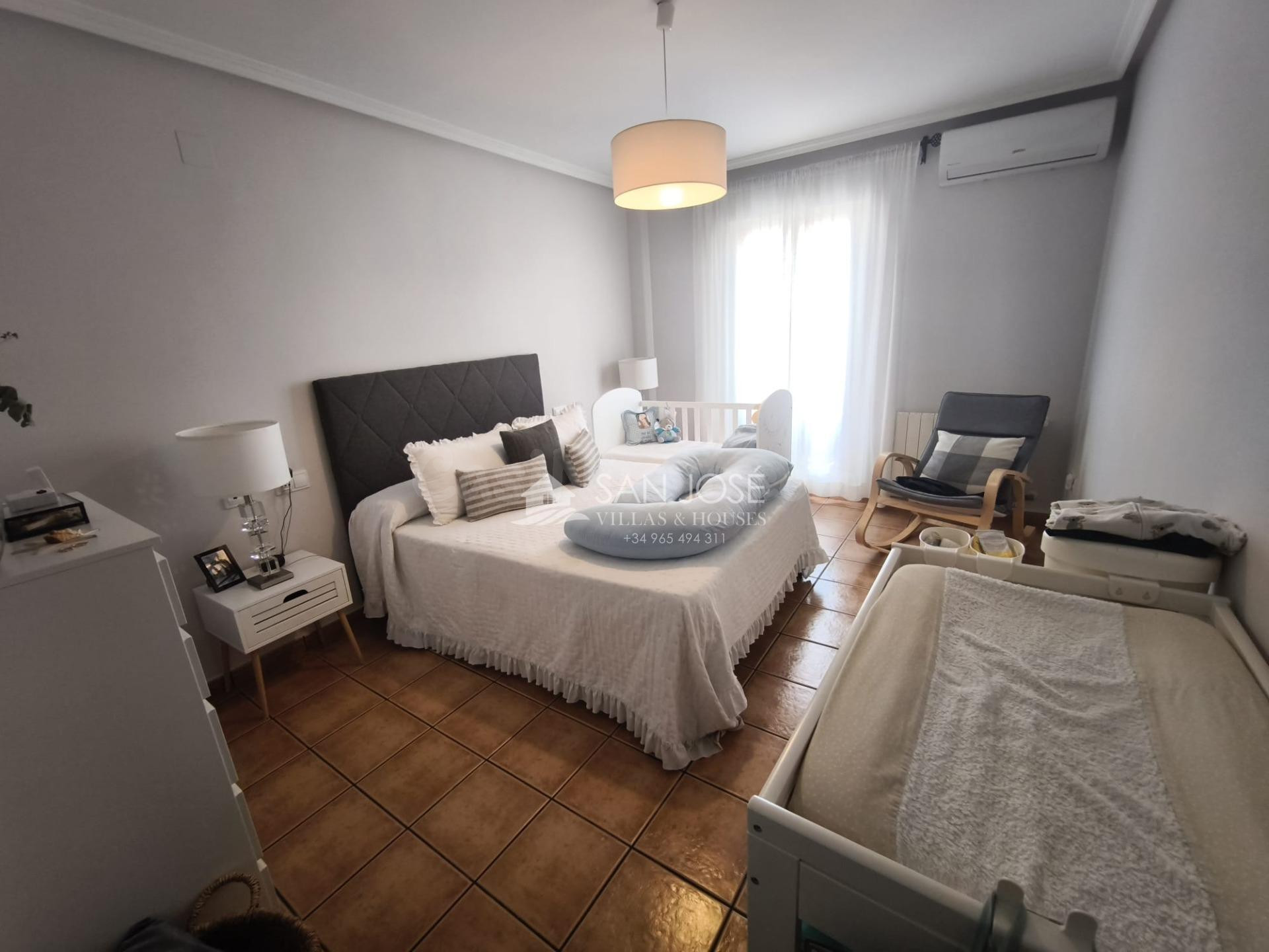 SE VENDE PISO CON GARAJE EN ASPE, ZONA CERCA DE PLAZA SAN JU - foto 3