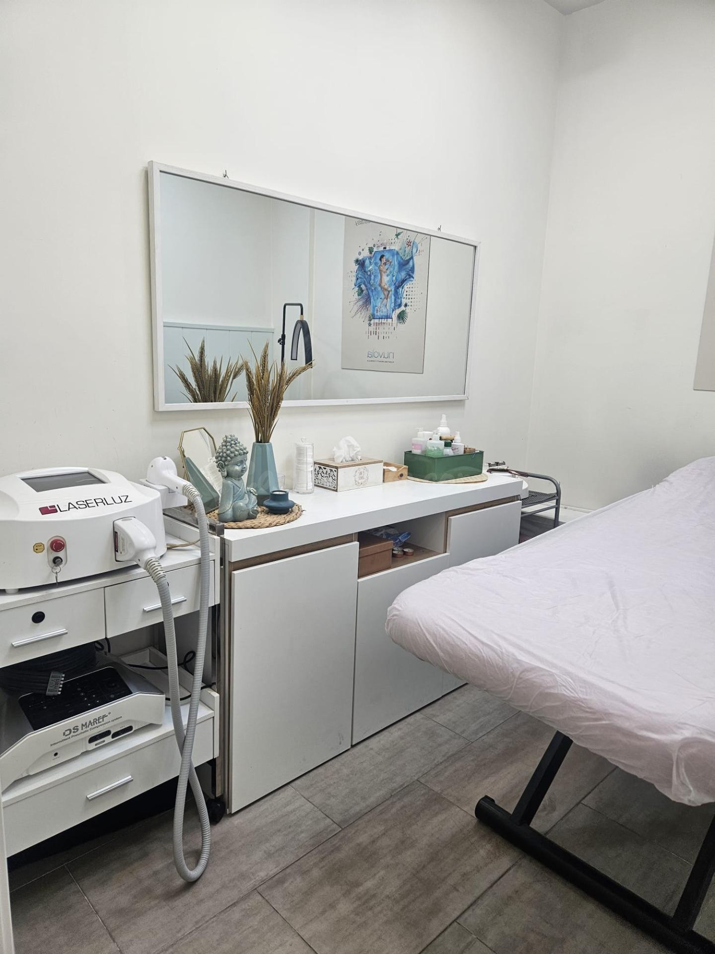 Traspaso Centro de Estética en Pleno Funcionamiento – Elche  - foto 3