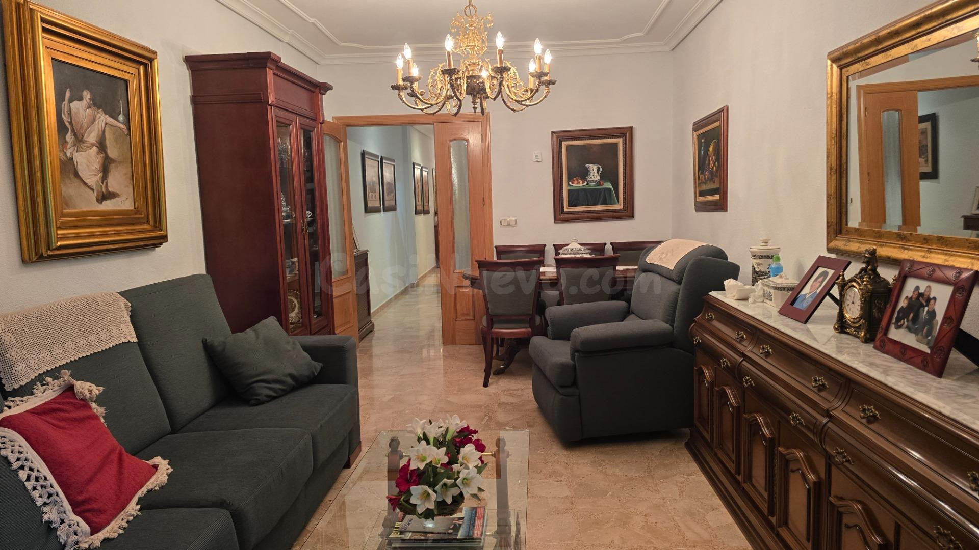 PISO SEMINUEVO CON FACHADA A LA GRAN VIA - foto 4