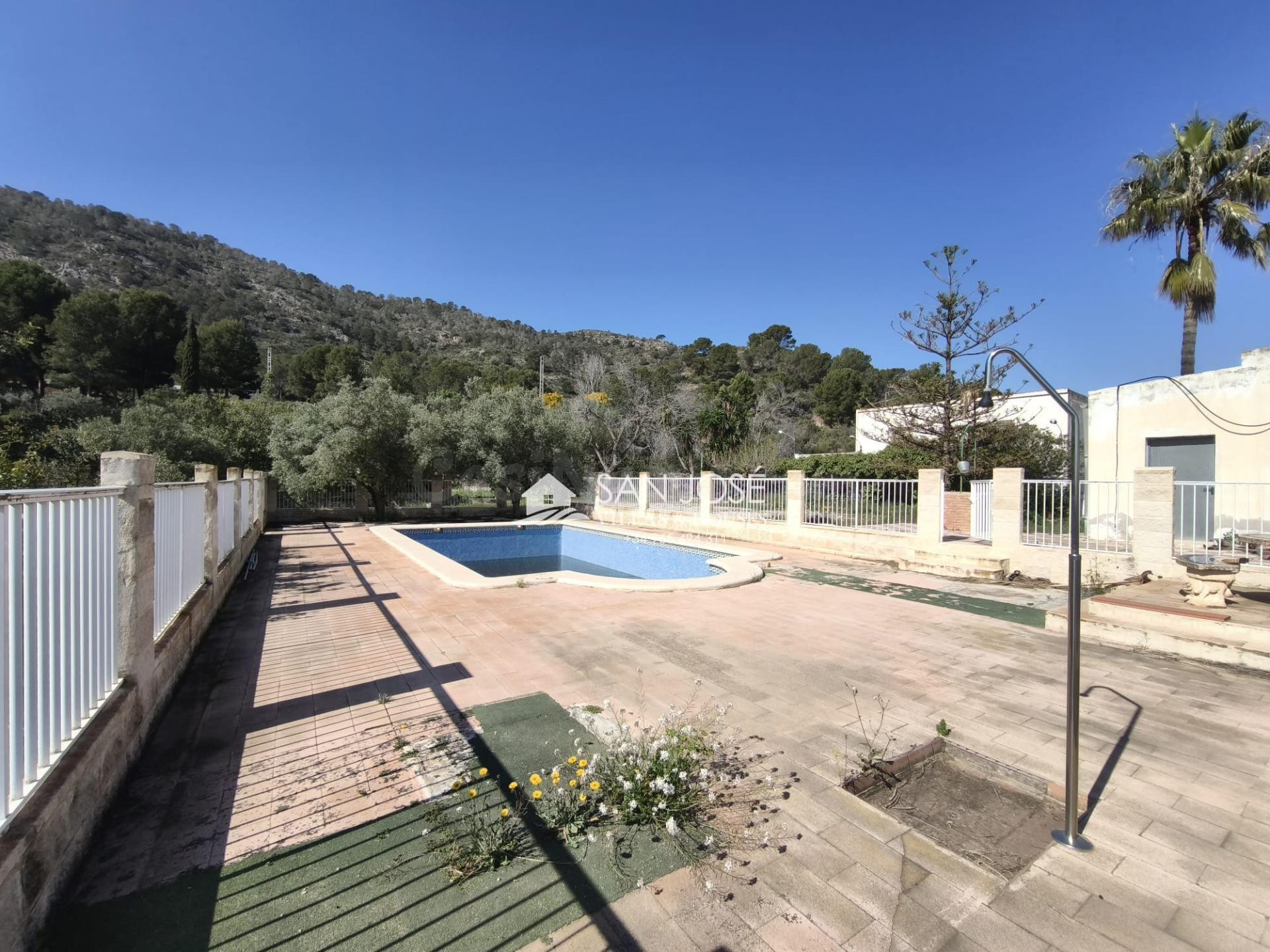 SE VENDE MAGNIFICO CHALET EN LA NATURALEZA, ZONA ALCANA-PEÑO - foto 5