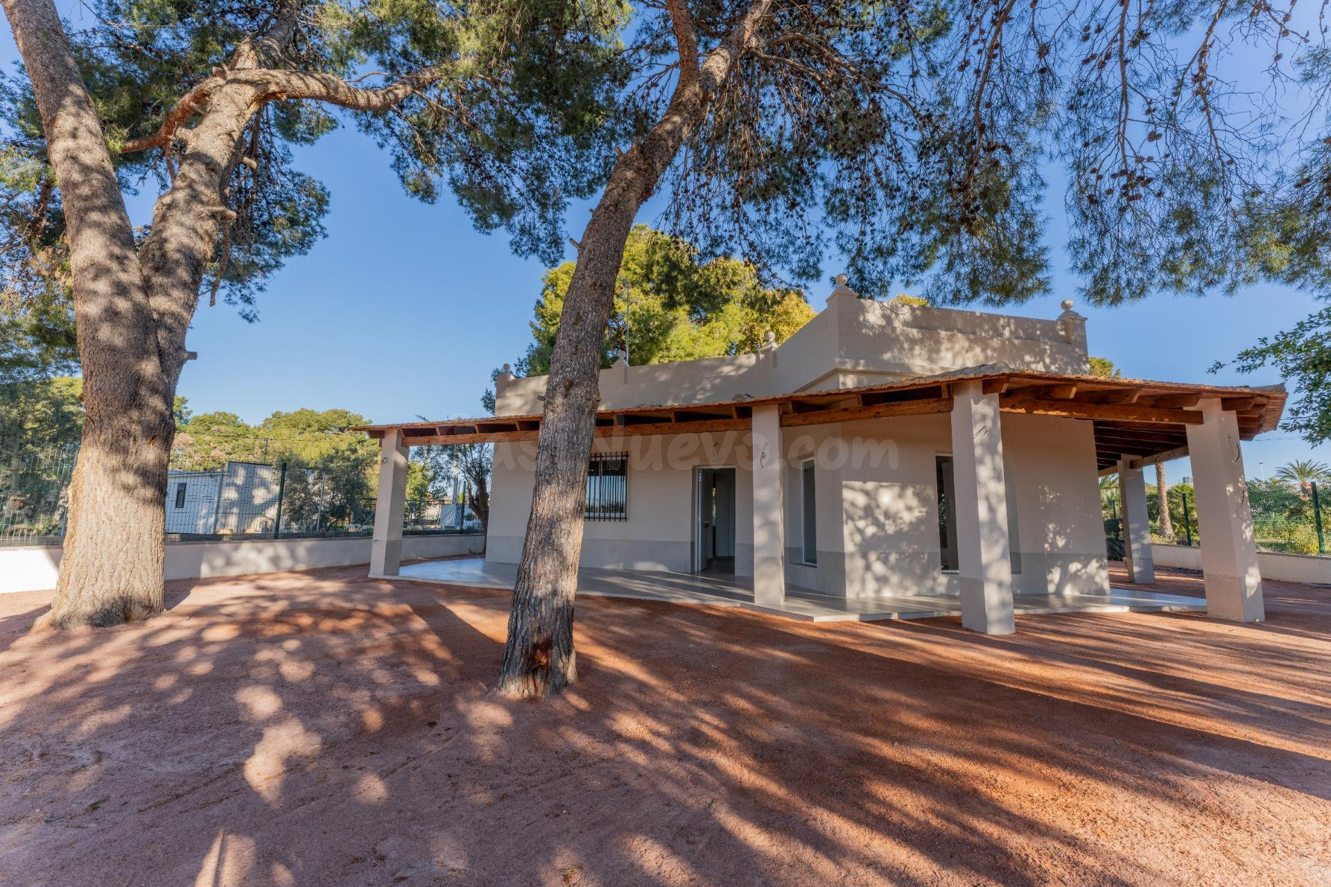 ¡Oportunidad única a ESTRENAR! Chalet en zona privilegiada d - foto 3
