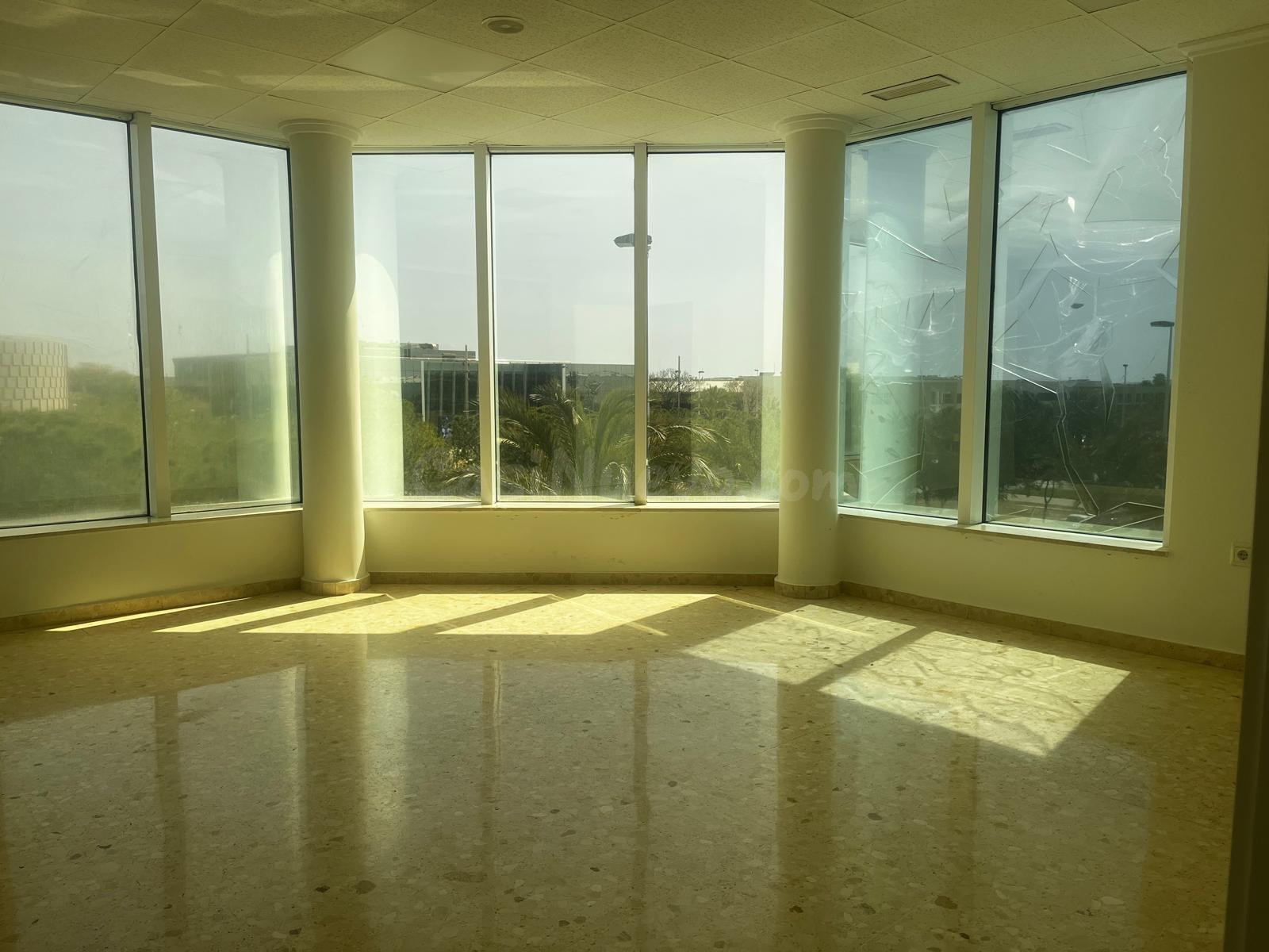 OFICINAS EN ALQUILER EN UN LUGAR ESTRATEGICO
