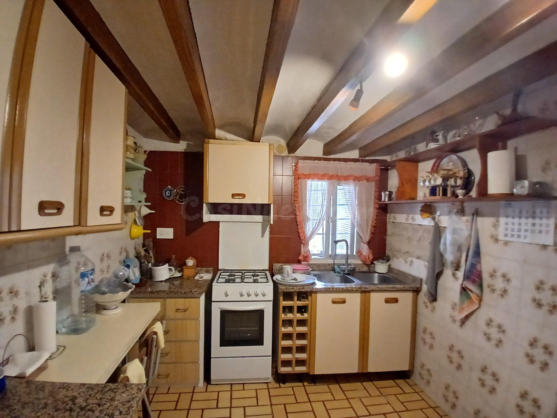 GRAN CASA CON 6 DORMITORIOS EN ALGUEÑA - foto 4