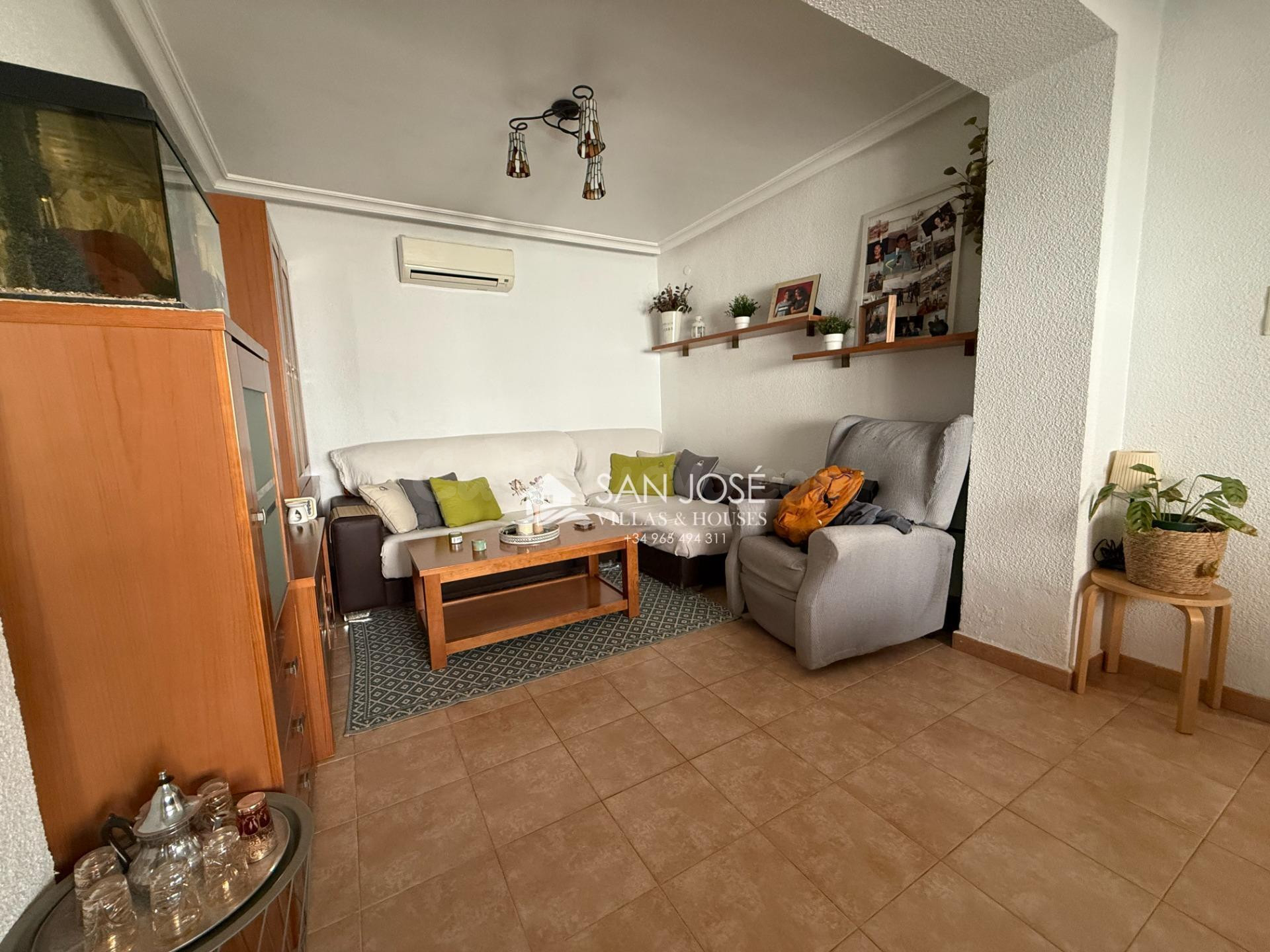 SE VENDE ADOSADO EN ASPE REFORMADO Y AMPLIA TERRAZA (ALQUILE - foto 2